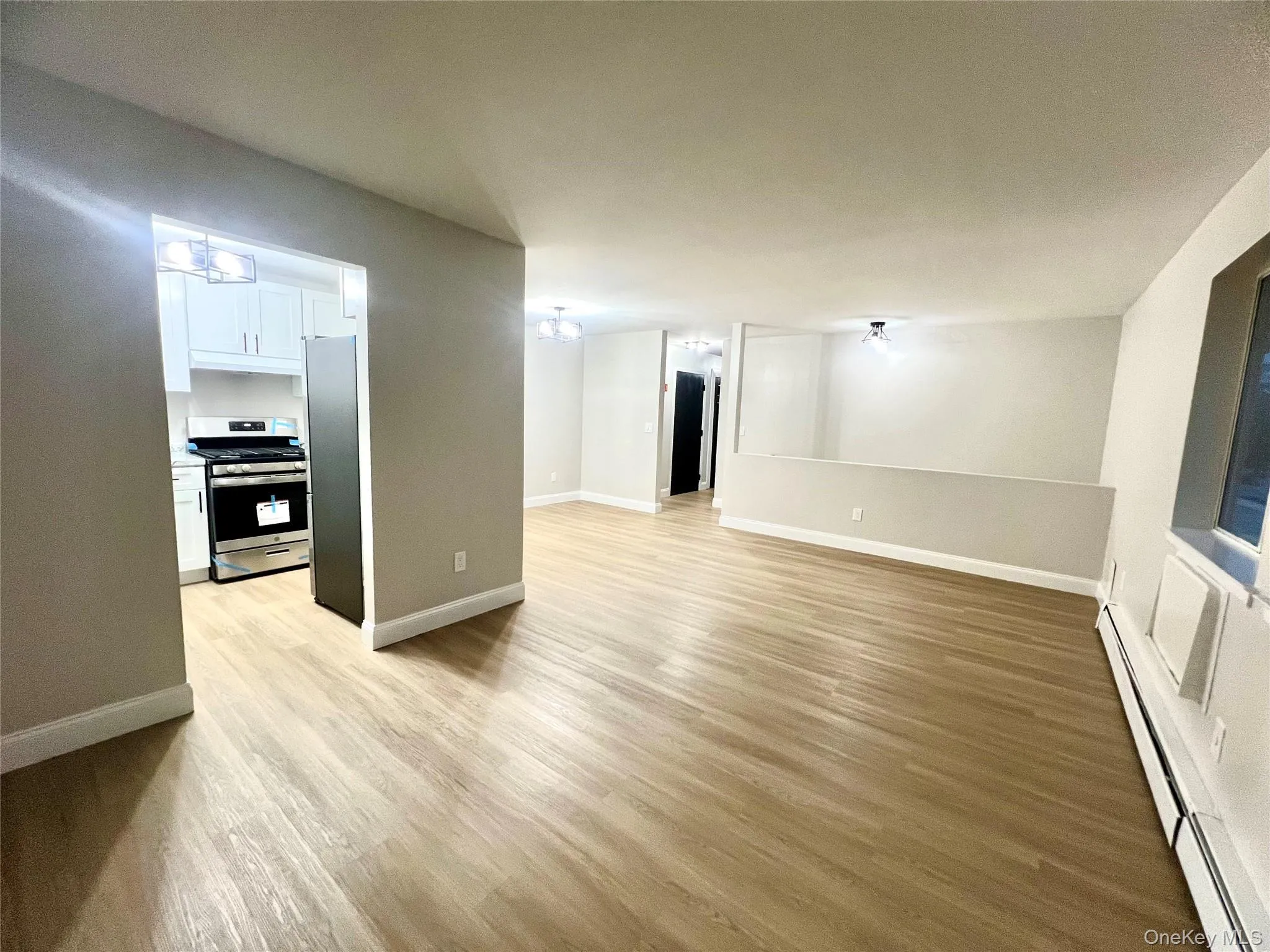 51 Ruth Court, Middletown, NY, 2 Bedrooms Bedrooms, 5 Rooms Rooms,1 BathroomBathrooms,Residential Lease,For Rent,Ruth,0,1023873 51 Ruth Court, Middletown, NY, 2 Bedrooms Bedrooms, 5 Rooms Rooms,1 BathroomBathrooms,Residential Lease,For Rent,Ruth,0,1023873