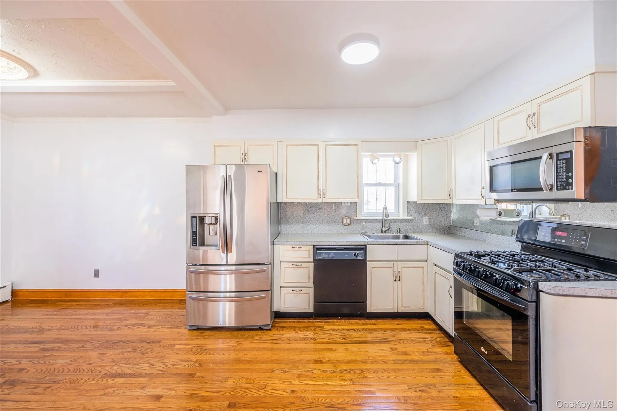 65-11 168th Street, New York, NY, 4 Bedrooms Bedrooms, 7 Rooms Rooms,3 BathroomsBathrooms,Residential,For Rent,168th,0,1023875 65-11 168th Street, New York, NY, 4 Bedrooms Bedrooms, 7 Rooms Rooms,3 BathroomsBathrooms,Residential,For Rent,168th,0,1023875