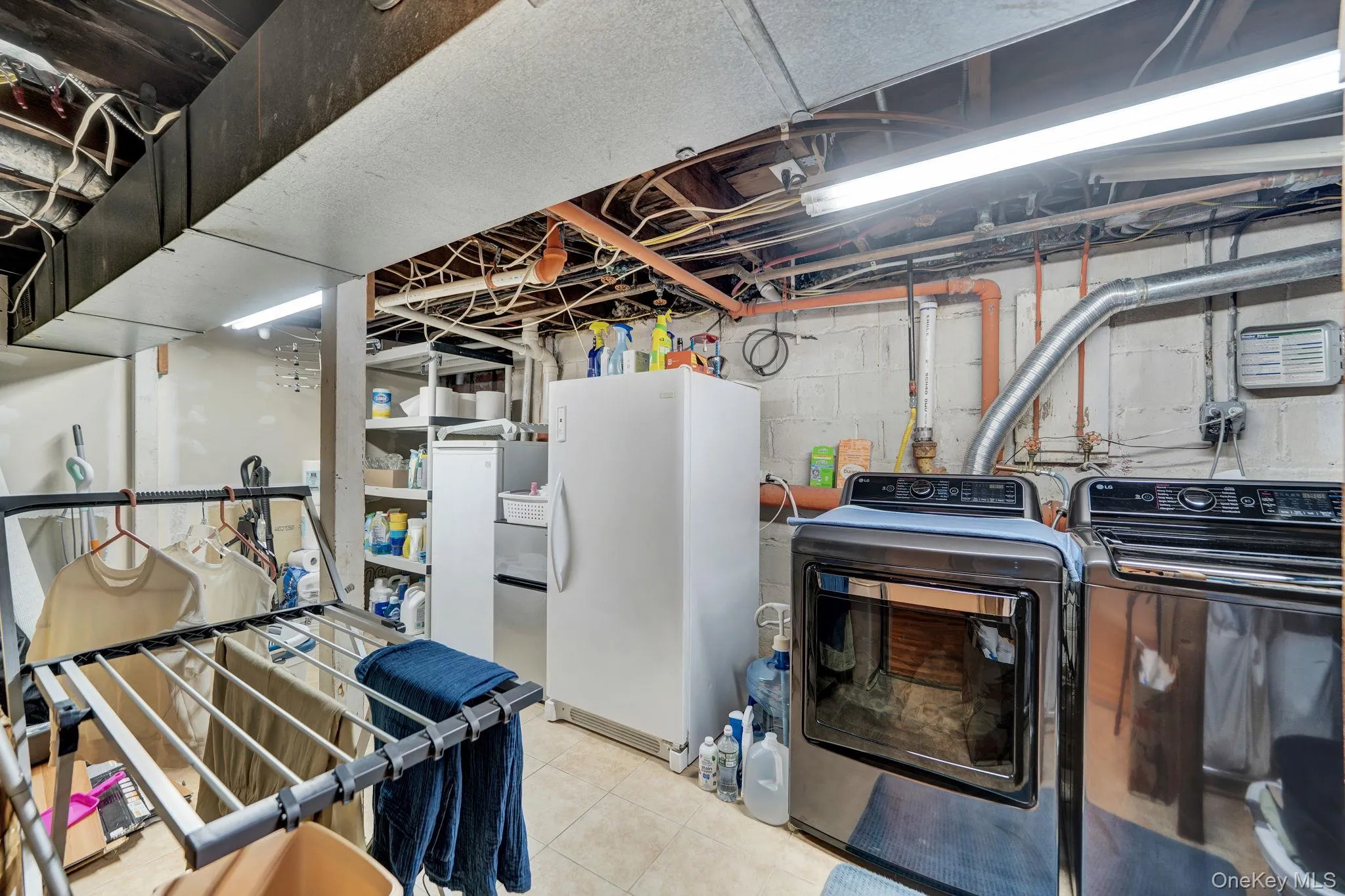 327 Wynsum Avenue, Hempstead, NY, 3 Bedrooms Bedrooms, 7 Rooms Rooms,2 BathroomsBathrooms,Residential,For Rent,Wynsum,0,1023876 327 Wynsum Avenue, Hempstead, NY, 3 Bedrooms Bedrooms, 7 Rooms Rooms,2 BathroomsBathrooms,Residential,For Rent,Wynsum,0,1023876
