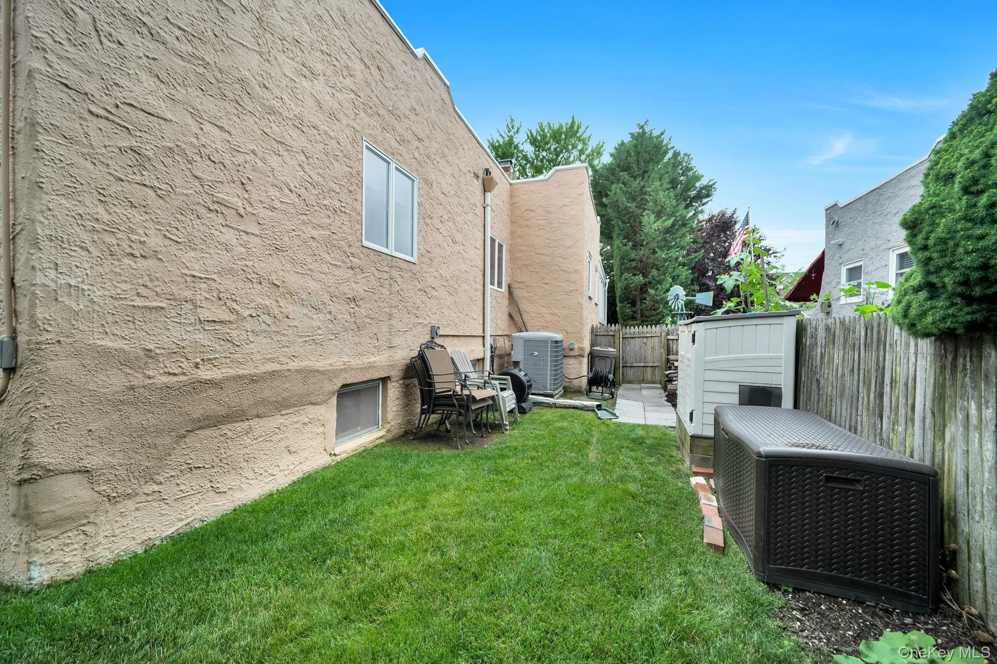 327 Wynsum Avenue, Hempstead, NY, 3 Bedrooms Bedrooms, 7 Rooms Rooms,2 BathroomsBathrooms,Residential,For Rent,Wynsum,0,1023876 327 Wynsum Avenue, Hempstead, NY, 3 Bedrooms Bedrooms, 7 Rooms Rooms,2 BathroomsBathrooms,Residential,For Rent,Wynsum,0,1023876