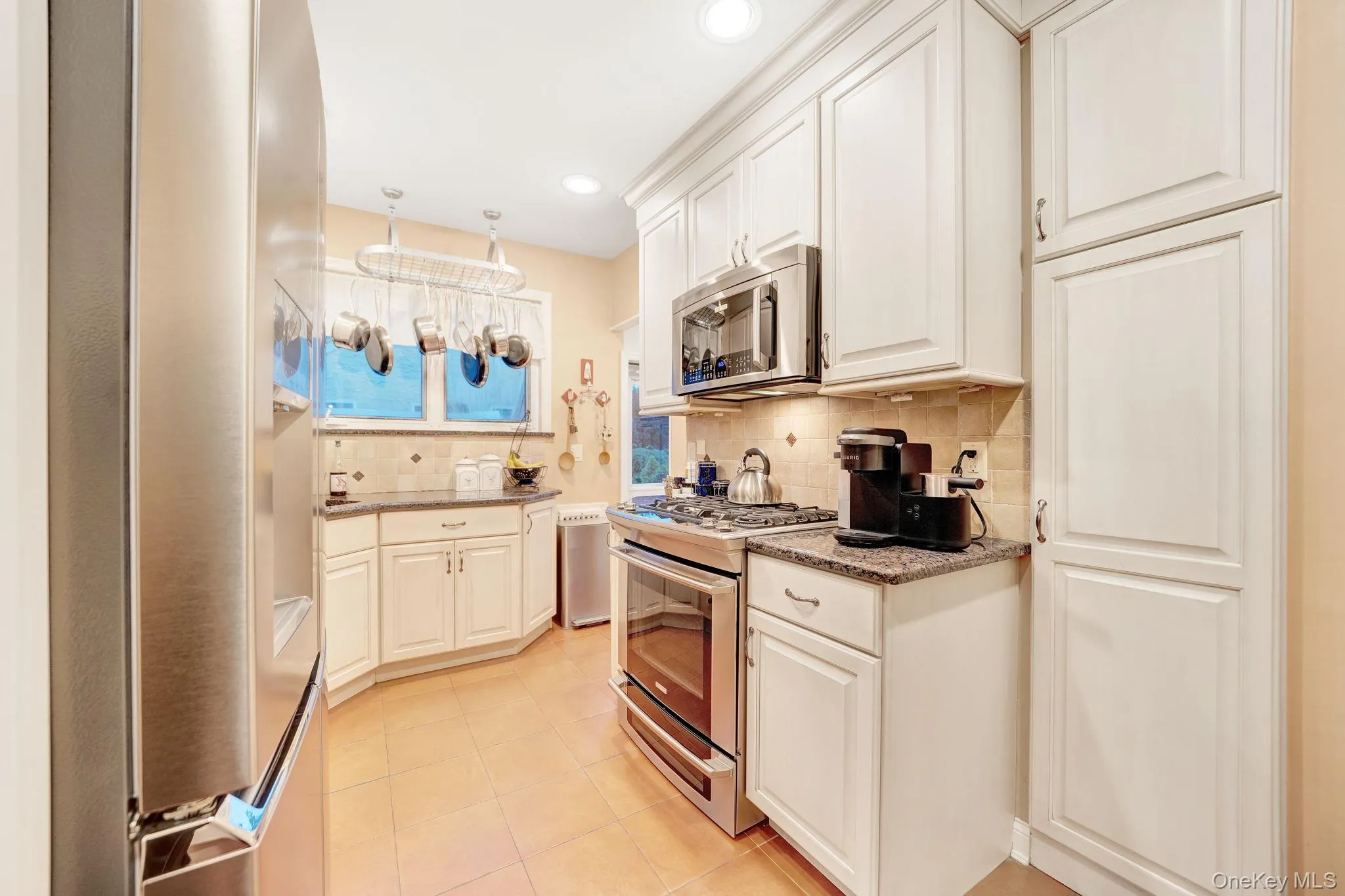 327 Wynsum Avenue, Hempstead, NY, 3 Bedrooms Bedrooms, 7 Rooms Rooms,2 BathroomsBathrooms,Residential,For Rent,Wynsum,0,1023876 327 Wynsum Avenue, Hempstead, NY, 3 Bedrooms Bedrooms, 7 Rooms Rooms,2 BathroomsBathrooms,Residential,For Rent,Wynsum,0,1023876