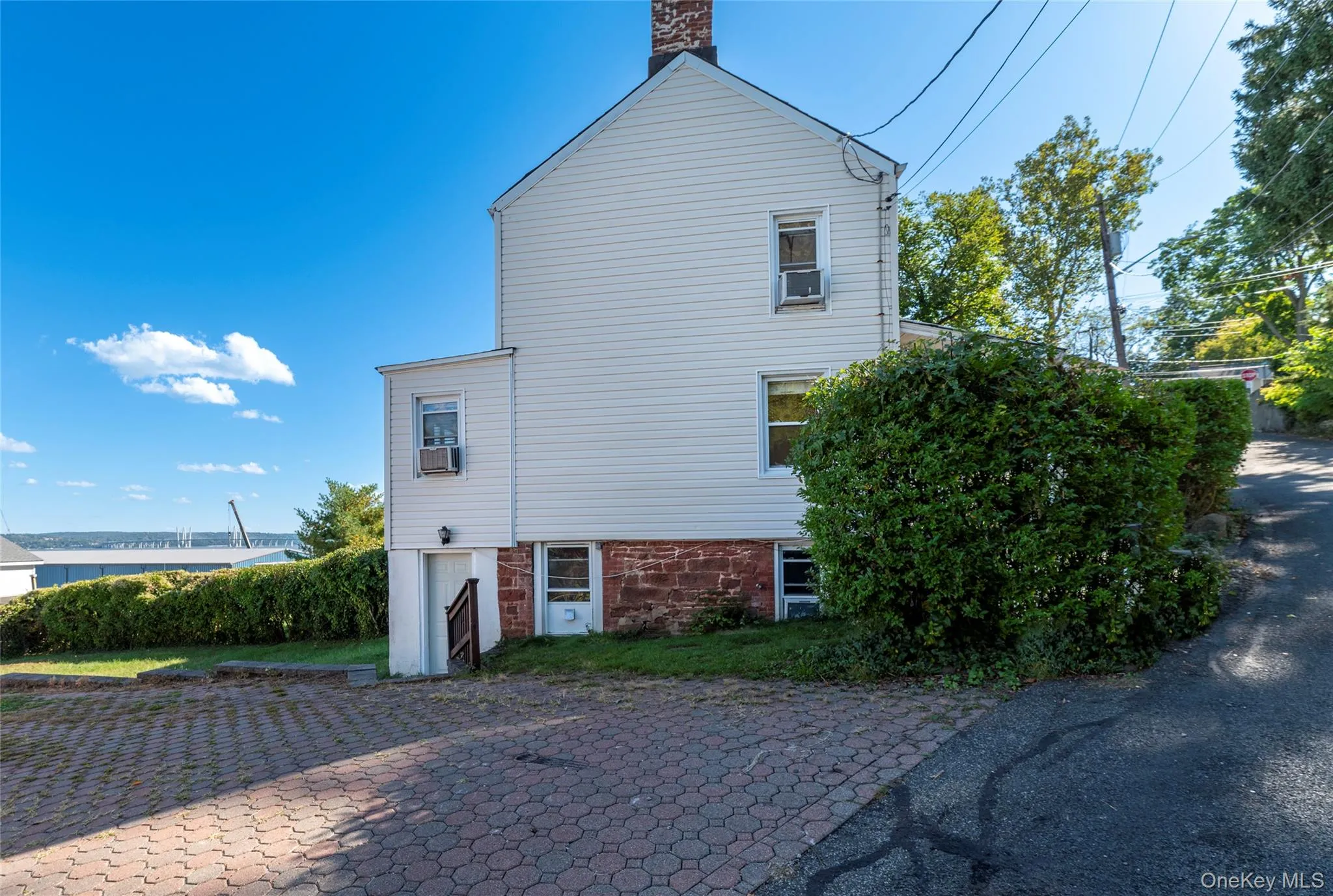 7 Van Houten Street, Clarkstown, NY, 1 Bedroom Bedrooms, 4 Rooms Rooms,1 BathroomBathrooms,Residential,For Rent,Van Houten,0,1023879 7 Van Houten Street, Clarkstown, NY, 1 Bedroom Bedrooms, 4 Rooms Rooms,1 BathroomBathrooms,Residential,For Rent,Van Houten,0,1023879