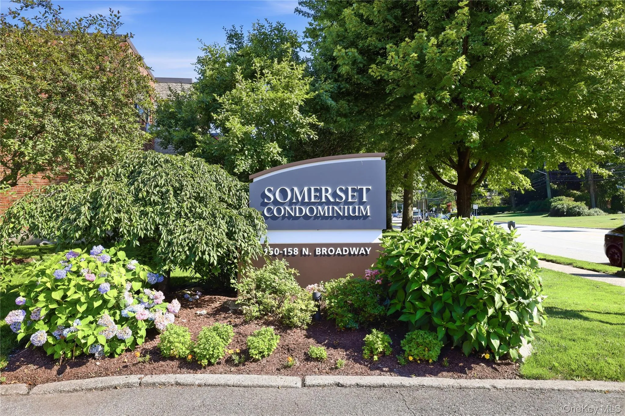 152 B N Broadway, White Plains, NY, 1 Bedroom Bedrooms, 4 Rooms Rooms,1 BathroomBathrooms,Residential,For Rent,B N Broadway,0,1023880 152 B N Broadway, White Plains, NY, 1 Bedroom Bedrooms, 4 Rooms Rooms,1 BathroomBathrooms,Residential,For Rent,B N Broadway,0,1023880