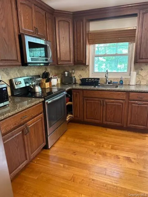 7 Summit Trail, Monroe, NY, 3 Bedrooms Bedrooms, 8 Rooms Rooms,2 BathroomsBathrooms,Residential,For Rent,Summit,0,1023881 7 Summit Trail, Monroe, NY, 3 Bedrooms Bedrooms, 8 Rooms Rooms,2 BathroomsBathrooms,Residential,For Rent,Summit,0,1023881