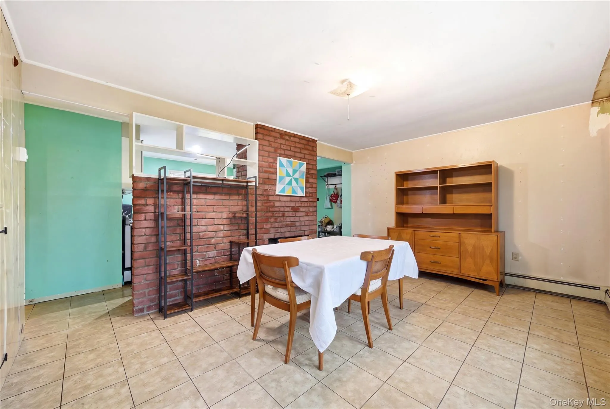161 Duckpond Drive, Hempstead, NY, 4 Bedrooms Bedrooms, 6 Rooms Rooms,2 BathroomsBathrooms,Residential,For Rent,Duckpond,0,1023886 161 Duckpond Drive, Hempstead, NY, 4 Bedrooms Bedrooms, 6 Rooms Rooms,2 BathroomsBathrooms,Residential,For Rent,Duckpond,0,1023886
