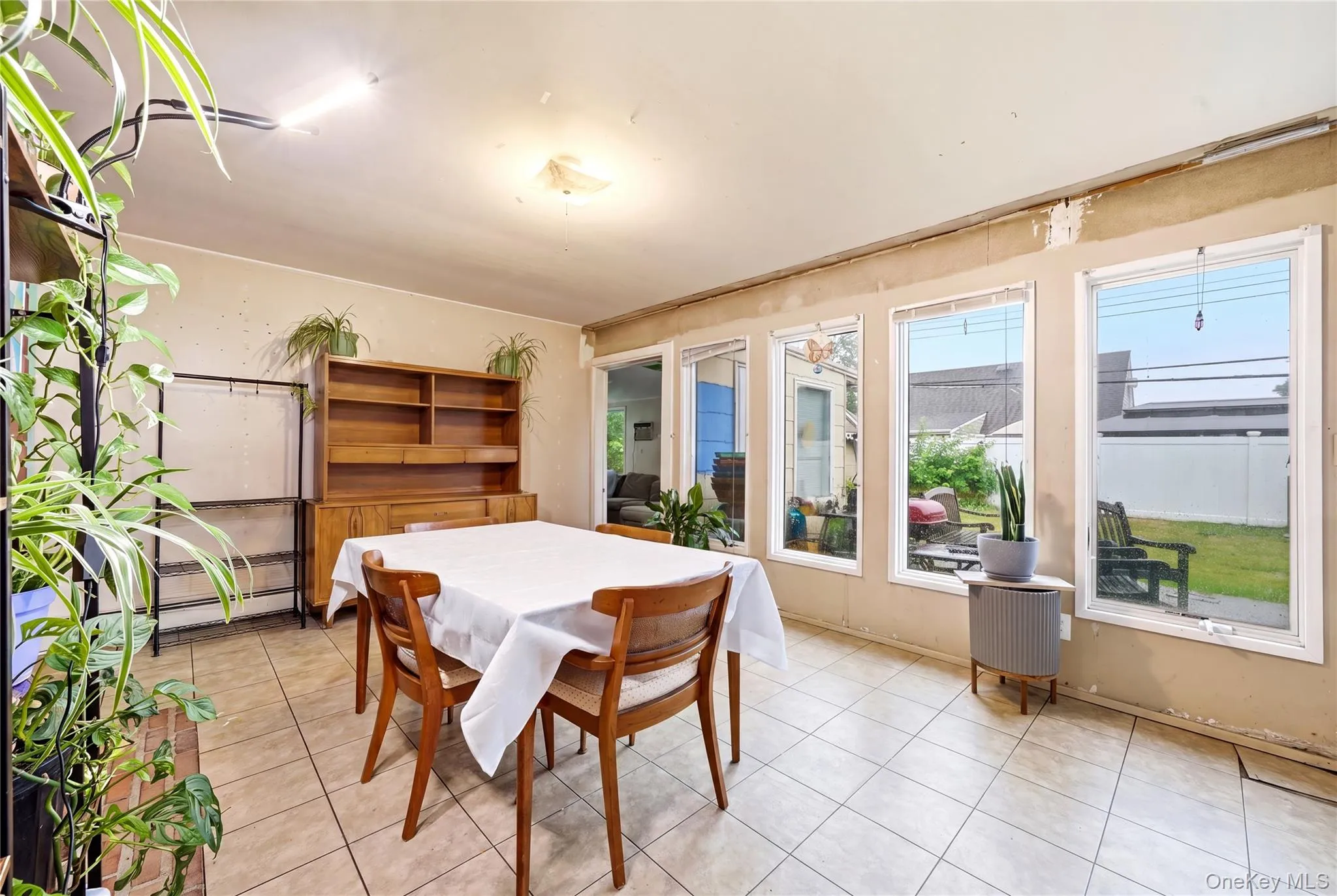 161 Duckpond Drive, Hempstead, NY, 4 Bedrooms Bedrooms, 6 Rooms Rooms,2 BathroomsBathrooms,Residential,For Rent,Duckpond,0,1023886 161 Duckpond Drive, Hempstead, NY, 4 Bedrooms Bedrooms, 6 Rooms Rooms,2 BathroomsBathrooms,Residential,For Rent,Duckpond,0,1023886