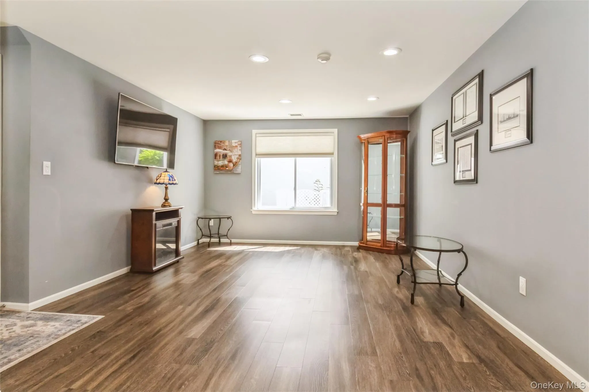 383 Birchwood Road, Brookhaven, NY, 1 Bedroom Bedrooms, 4 Rooms Rooms,1 BathroomBathrooms,Residential,For Rent,Birchwood,0,1023893 383 Birchwood Road, Brookhaven, NY, 1 Bedroom Bedrooms, 4 Rooms Rooms,1 BathroomBathrooms,Residential,For Rent,Birchwood,0,1023893