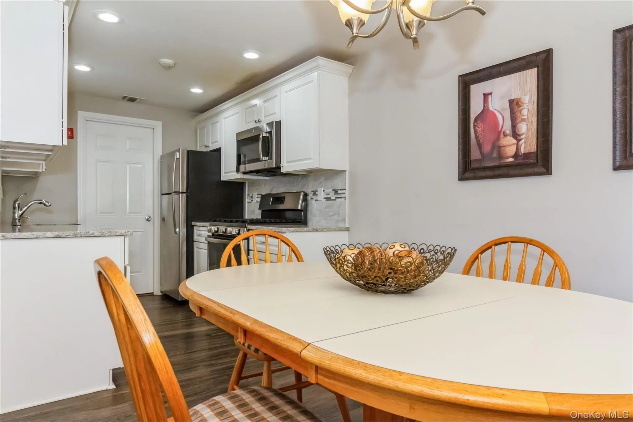 383 Birchwood Road, Brookhaven, NY, 1 Bedroom Bedrooms, 4 Rooms Rooms,1 BathroomBathrooms,Residential,For Rent,Birchwood,0,1023893 383 Birchwood Road, Brookhaven, NY, 1 Bedroom Bedrooms, 4 Rooms Rooms,1 BathroomBathrooms,Residential,For Rent,Birchwood,0,1023893