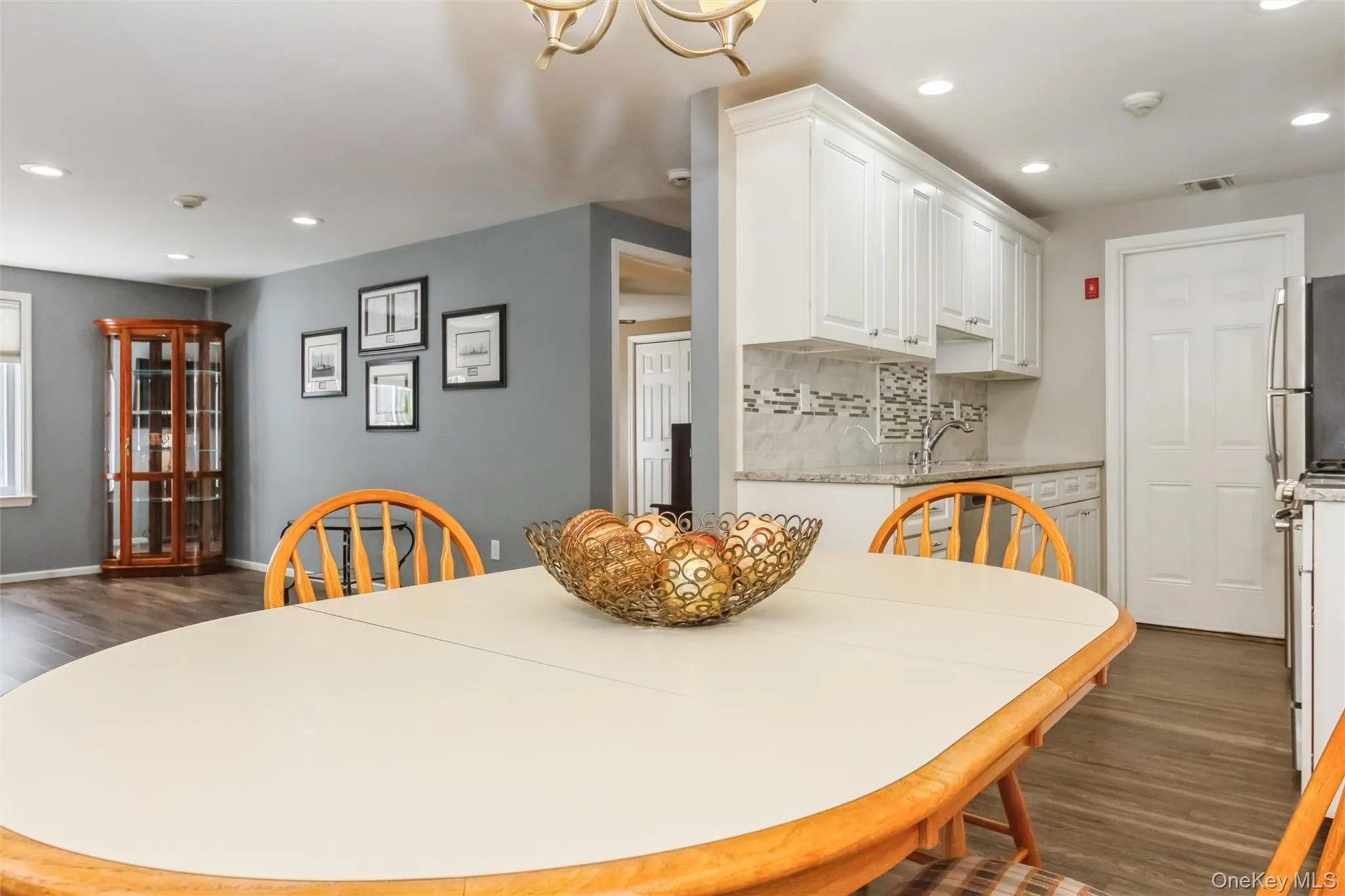 383 Birchwood Road, Brookhaven, NY, 1 Bedroom Bedrooms, 4 Rooms Rooms,1 BathroomBathrooms,Residential,For Rent,Birchwood,0,1023893 383 Birchwood Road, Brookhaven, NY, 1 Bedroom Bedrooms, 4 Rooms Rooms,1 BathroomBathrooms,Residential,For Rent,Birchwood,0,1023893
