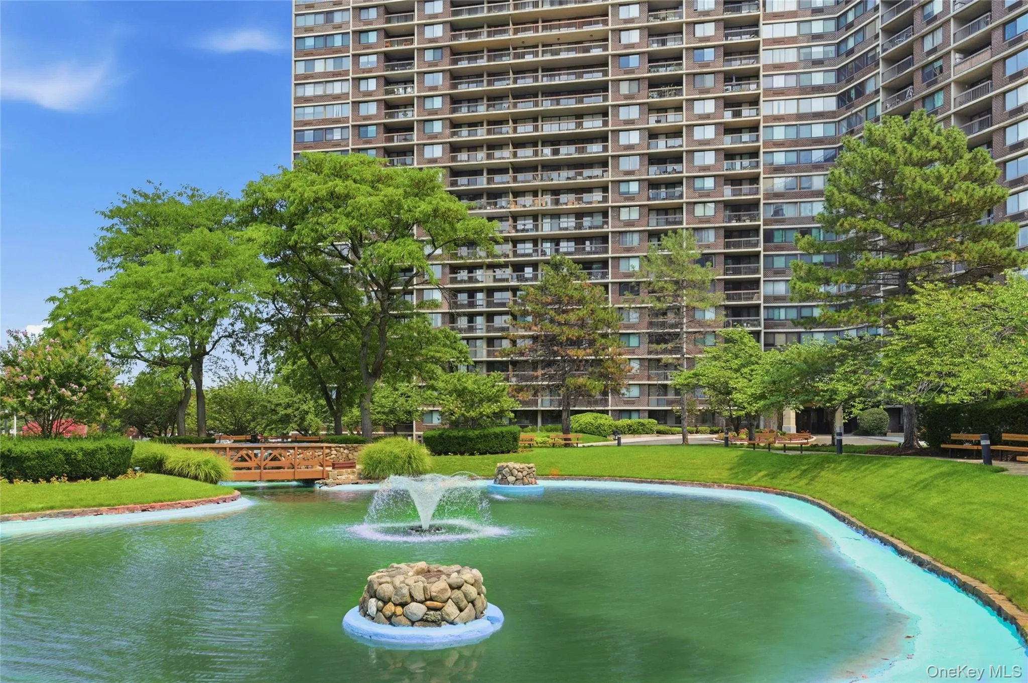 2 Bay Club Drive, New York, NY, 2 Bedrooms Bedrooms, 5 Rooms Rooms,2 BathroomsBathrooms,Residential,For Rent,Bay Club,0,1023900 2 Bay Club Drive, New York, NY, 2 Bedrooms Bedrooms, 5 Rooms Rooms,2 BathroomsBathrooms,Residential,For Rent,Bay Club,0,1023900