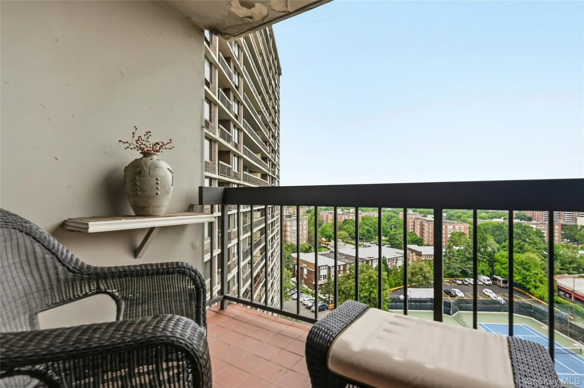 2 Bay Club Drive, New York, NY, 2 Bedrooms Bedrooms, 5 Rooms Rooms,2 BathroomsBathrooms,Residential,For Rent,Bay Club,0,1023900 2 Bay Club Drive, New York, NY, 2 Bedrooms Bedrooms, 5 Rooms Rooms,2 BathroomsBathrooms,Residential,For Rent,Bay Club,0,1023900