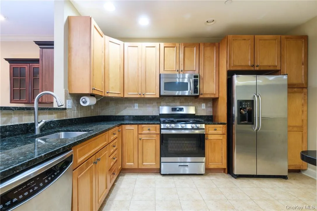 55 1st Street, Pelham, NY, 2 Bedrooms Bedrooms, 7 Rooms Rooms,2 BathroomsBathrooms,Residential Lease,For Rent,1st,0,1023902 55 1st Street, Pelham, NY, 2 Bedrooms Bedrooms, 7 Rooms Rooms,2 BathroomsBathrooms,Residential Lease,For Rent,1st,0,1023902