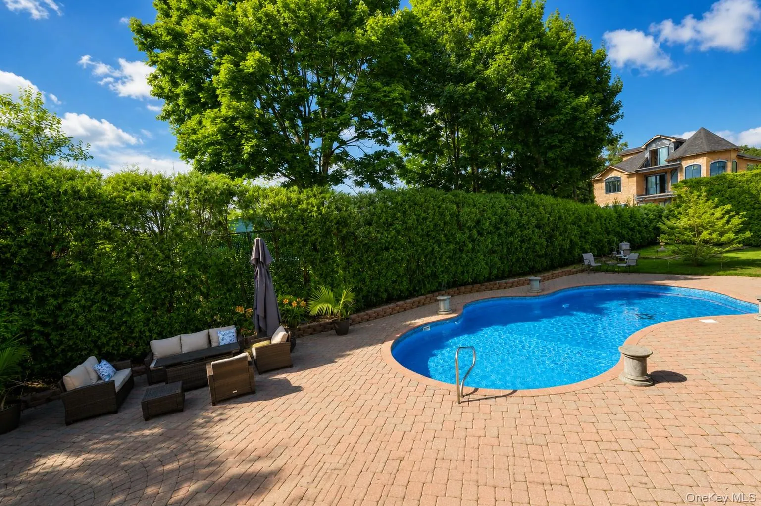 5 Nicolosi Drive, New York, NY, 4 Bedrooms Bedrooms, 11 Rooms Rooms,5 BathroomsBathrooms,Residential,For Rent,Nicolosi,0,1023913 5 Nicolosi Drive, New York, NY, 4 Bedrooms Bedrooms, 11 Rooms Rooms,5 BathroomsBathrooms,Residential,For Rent,Nicolosi,0,1023913