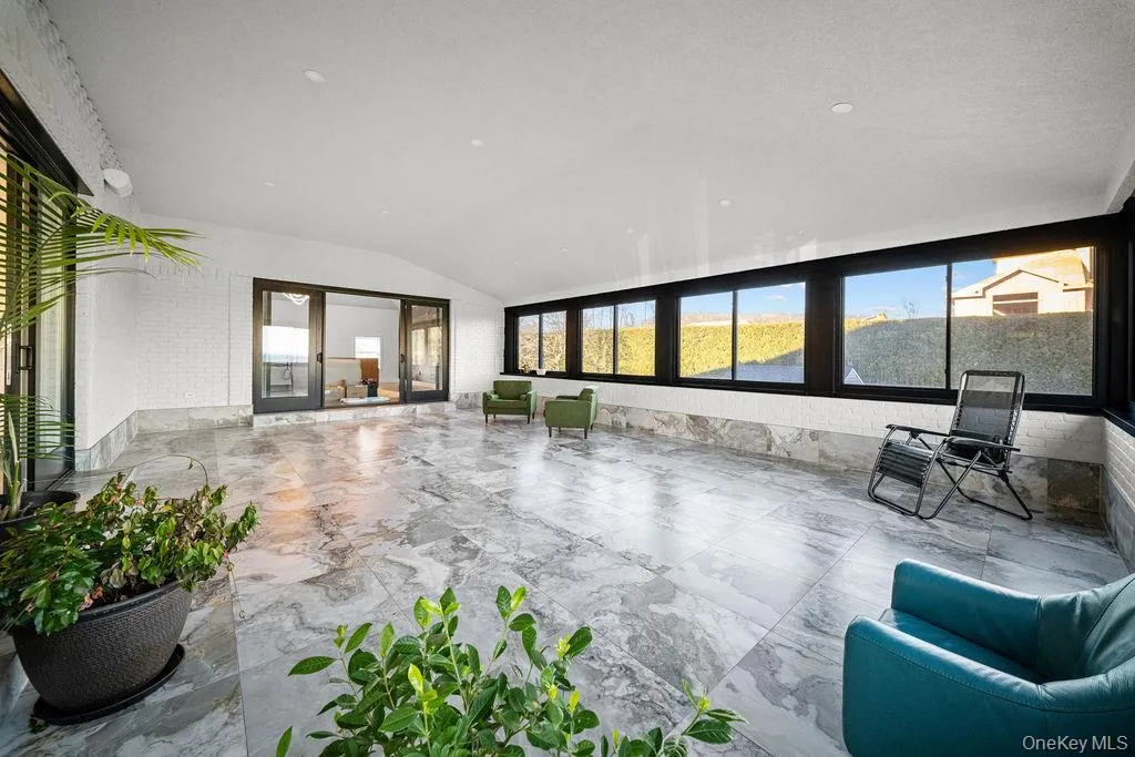 5 Nicolosi Drive, New York, NY, 4 Bedrooms Bedrooms, 11 Rooms Rooms,5 BathroomsBathrooms,Residential,For Rent,Nicolosi,0,1023913 5 Nicolosi Drive, New York, NY, 4 Bedrooms Bedrooms, 11 Rooms Rooms,5 BathroomsBathrooms,Residential,For Rent,Nicolosi,0,1023913