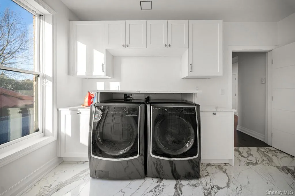 5 Nicolosi Drive, New York, NY, 4 Bedrooms Bedrooms, 11 Rooms Rooms,5 BathroomsBathrooms,Residential,For Rent,Nicolosi,0,1023913 5 Nicolosi Drive, New York, NY, 4 Bedrooms Bedrooms, 11 Rooms Rooms,5 BathroomsBathrooms,Residential,For Rent,Nicolosi,0,1023913