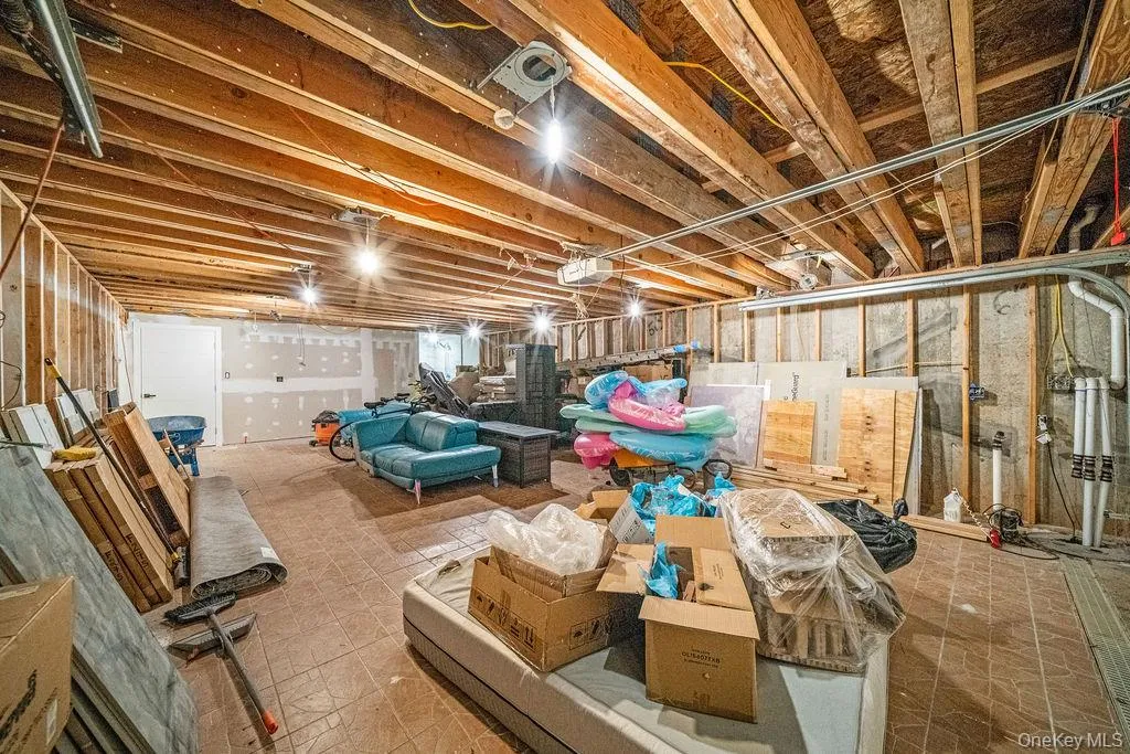 5 Nicolosi Drive, New York, NY, 4 Bedrooms Bedrooms, 11 Rooms Rooms,5 BathroomsBathrooms,Residential,For Rent,Nicolosi,0,1023913 5 Nicolosi Drive, New York, NY, 4 Bedrooms Bedrooms, 11 Rooms Rooms,5 BathroomsBathrooms,Residential,For Rent,Nicolosi,0,1023913