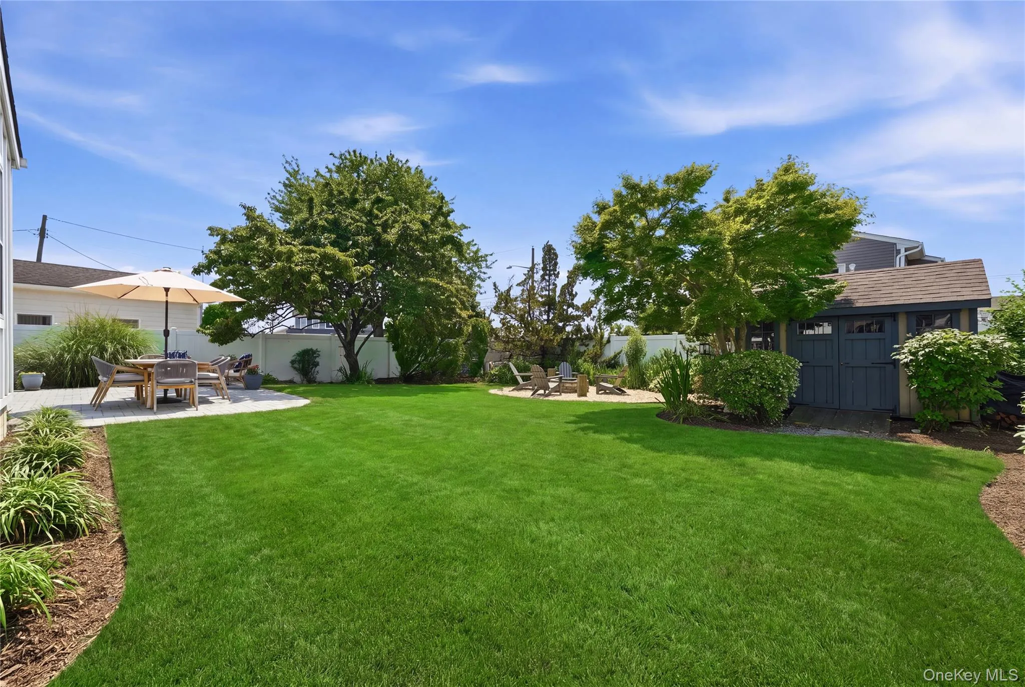 240 Eaton Lane, Islip, NY, 4 Bedrooms Bedrooms, 9 Rooms Rooms,2 BathroomsBathrooms,Residential,For Rent,Eaton,0,1023915 240 Eaton Lane, Islip, NY, 4 Bedrooms Bedrooms, 9 Rooms Rooms,2 BathroomsBathrooms,Residential,For Rent,Eaton,0,1023915