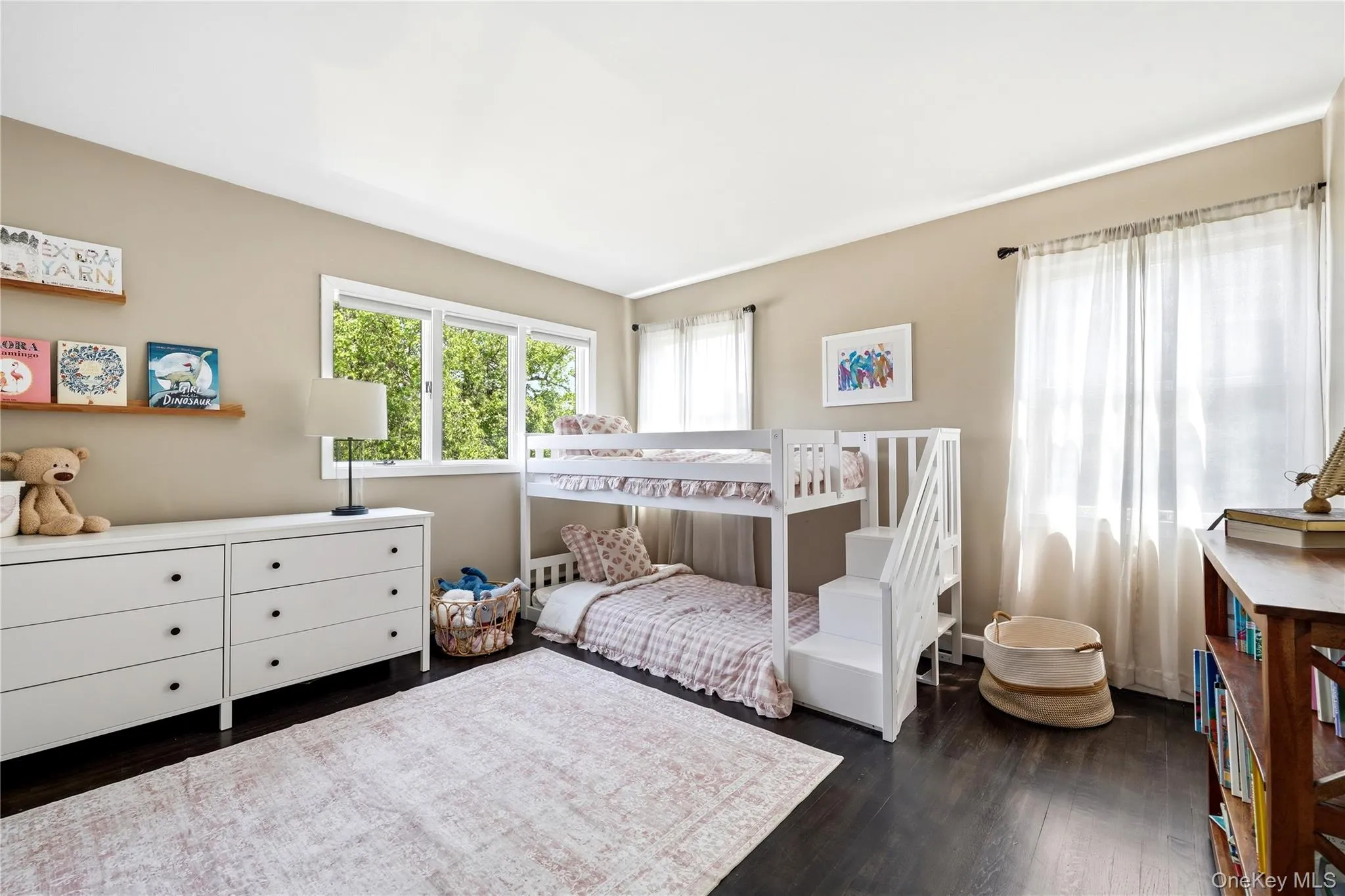 240 Eaton Lane, Islip, NY, 4 Bedrooms Bedrooms, 9 Rooms Rooms,2 BathroomsBathrooms,Residential,For Rent,Eaton,0,1023915 240 Eaton Lane, Islip, NY, 4 Bedrooms Bedrooms, 9 Rooms Rooms,2 BathroomsBathrooms,Residential,For Rent,Eaton,0,1023915