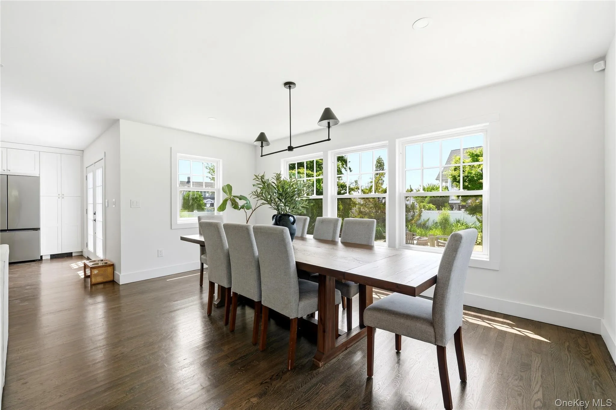 240 Eaton Lane, Islip, NY, 4 Bedrooms Bedrooms, 9 Rooms Rooms,2 BathroomsBathrooms,Residential,For Rent,Eaton,0,1023915 240 Eaton Lane, Islip, NY, 4 Bedrooms Bedrooms, 9 Rooms Rooms,2 BathroomsBathrooms,Residential,For Rent,Eaton,0,1023915