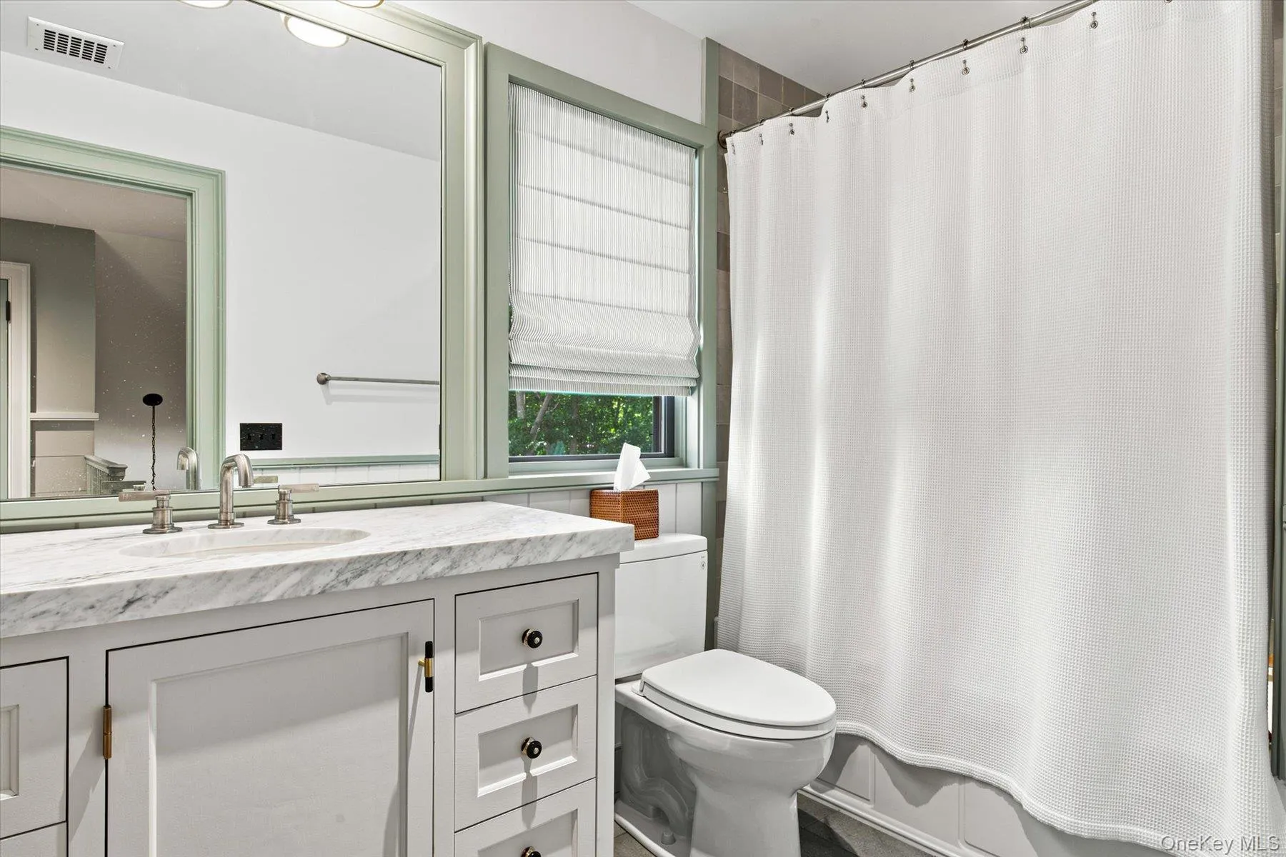 Bathroom Bathroom