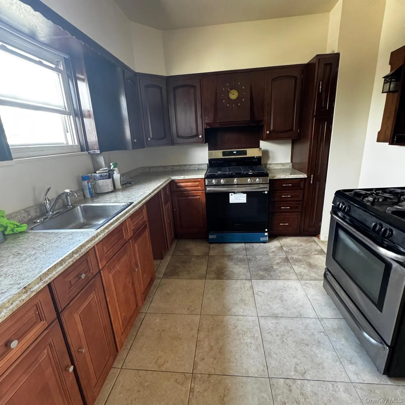 247 Nuber Avenue, Mount Vernon, NY, 3 Bedrooms Bedrooms, 6 Rooms Rooms,1 BathroomBathrooms,Residential Lease,For Rent,Nuber,0,1023934 247 Nuber Avenue, Mount Vernon, NY, 3 Bedrooms Bedrooms, 6 Rooms Rooms,1 BathroomBathrooms,Residential Lease,For Rent,Nuber,0,1023934