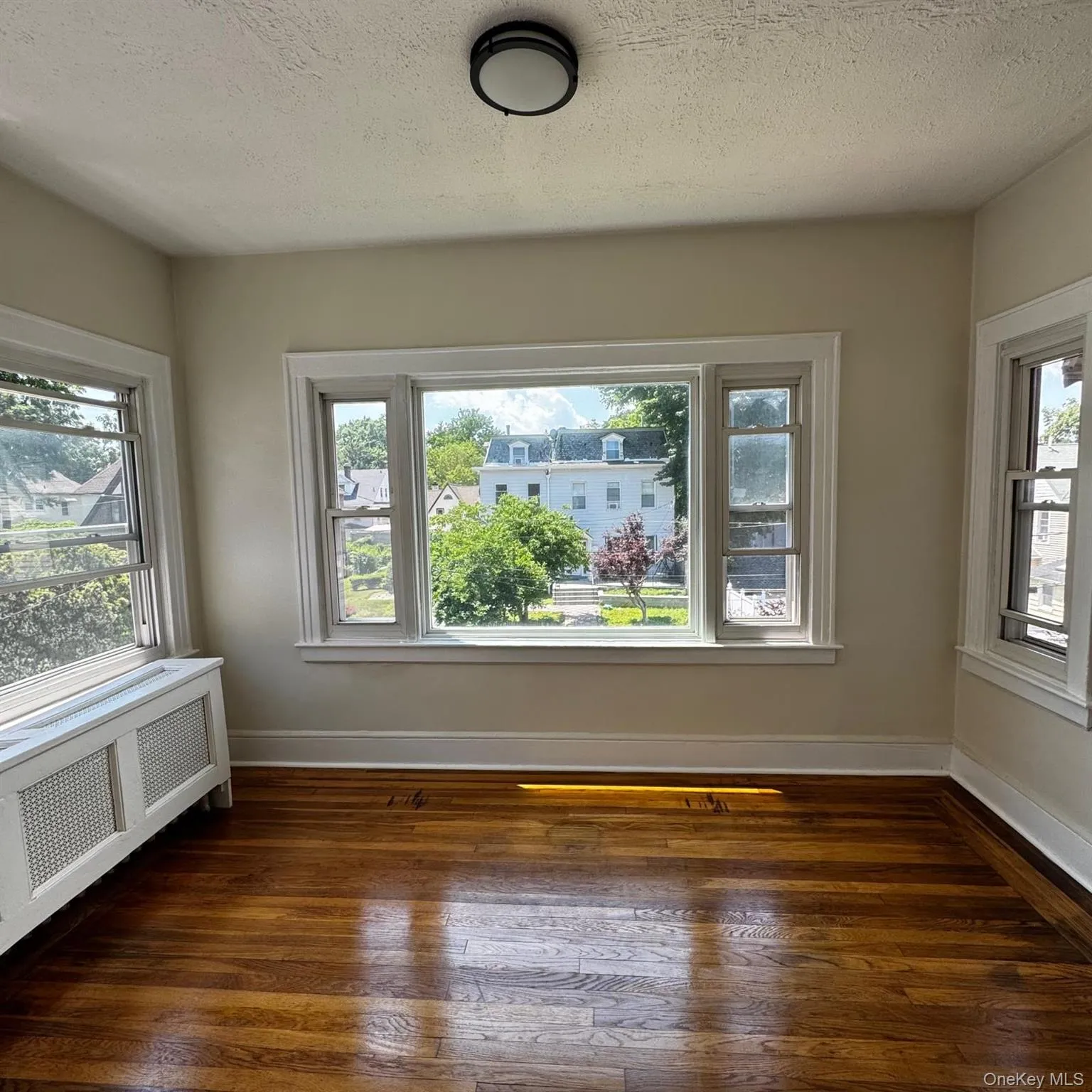 247 Nuber Avenue, Mount Vernon, NY, 3 Bedrooms Bedrooms, 6 Rooms Rooms,1 BathroomBathrooms,Residential Lease,For Rent,Nuber,0,1023934 247 Nuber Avenue, Mount Vernon, NY, 3 Bedrooms Bedrooms, 6 Rooms Rooms,1 BathroomBathrooms,Residential Lease,For Rent,Nuber,0,1023934