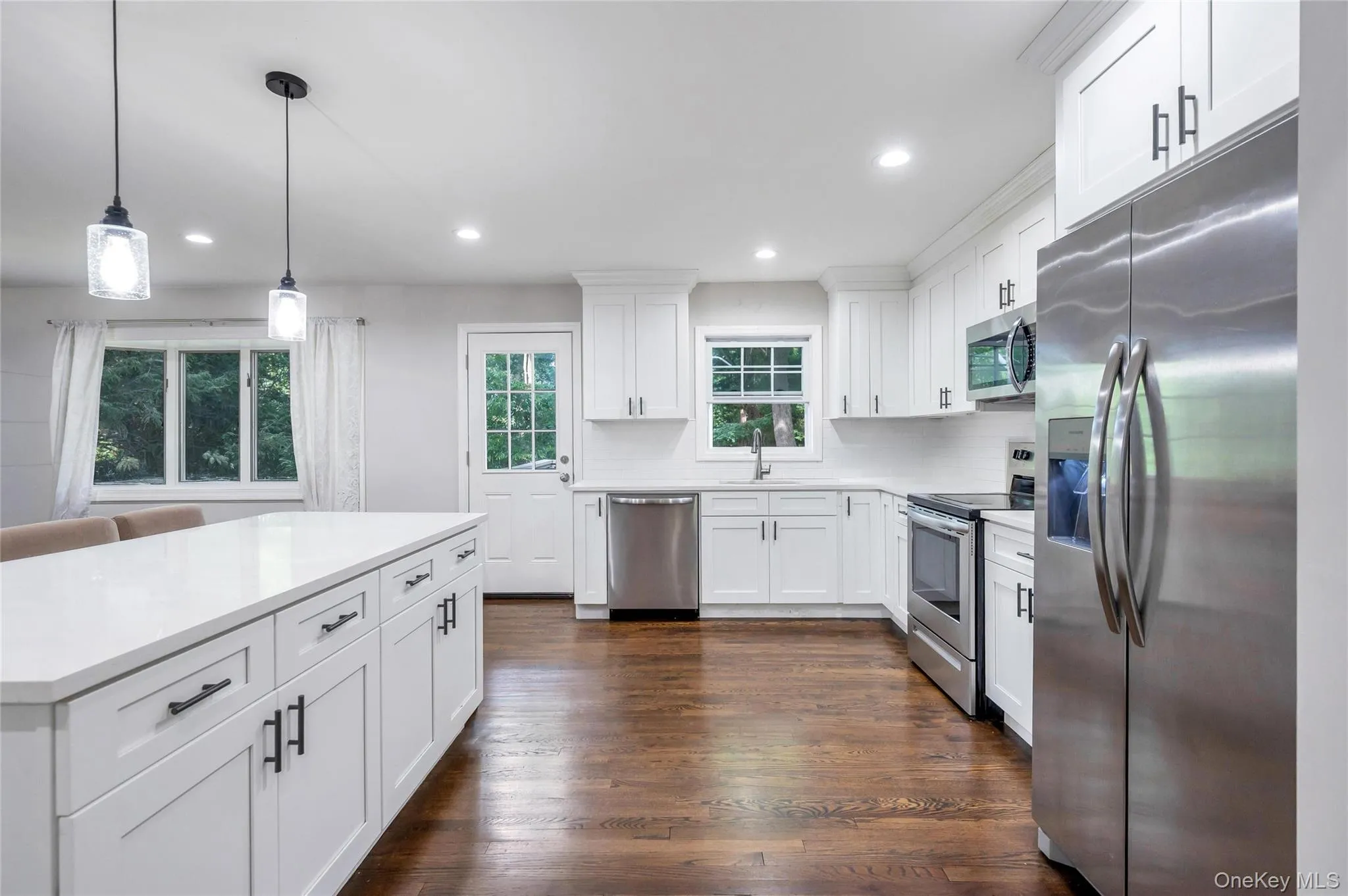 87 Holbrook Road, Brookhaven, NY, 6 Bedrooms Bedrooms, 10 Rooms Rooms,3 BathroomsBathrooms,Residential,For Rent,Holbrook,0,1023935 87 Holbrook Road, Brookhaven, NY, 6 Bedrooms Bedrooms, 10 Rooms Rooms,3 BathroomsBathrooms,Residential,For Rent,Holbrook,0,1023935