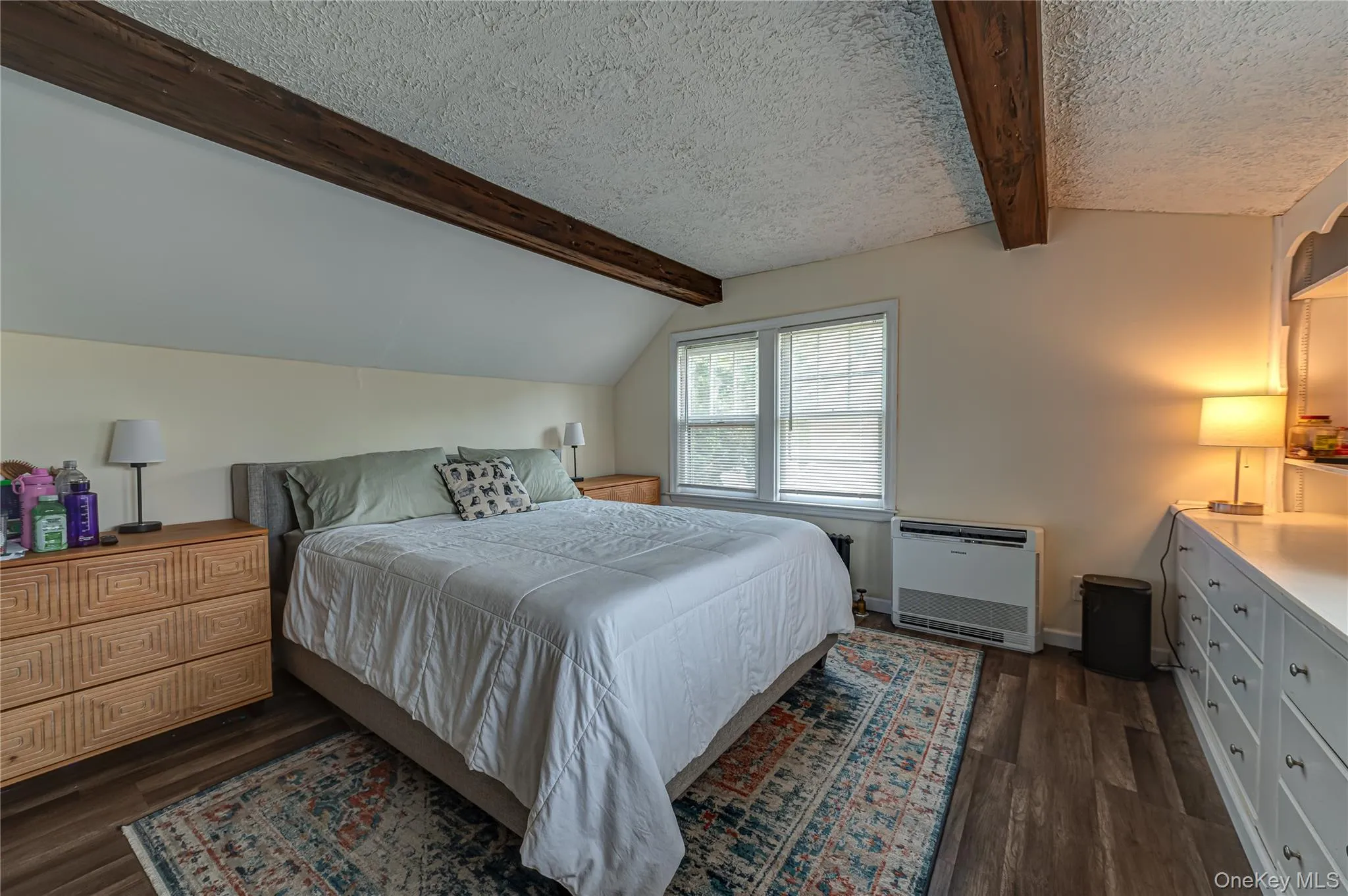 21 Bay 3rd Street, Islip, NY, 2 Bedrooms Bedrooms, 6 Rooms Rooms,1 BathroomBathrooms,Residential,For Rent,Bay 3rd,0,1023939 21 Bay 3rd Street, Islip, NY, 2 Bedrooms Bedrooms, 6 Rooms Rooms,1 BathroomBathrooms,Residential,For Rent,Bay 3rd,0,1023939