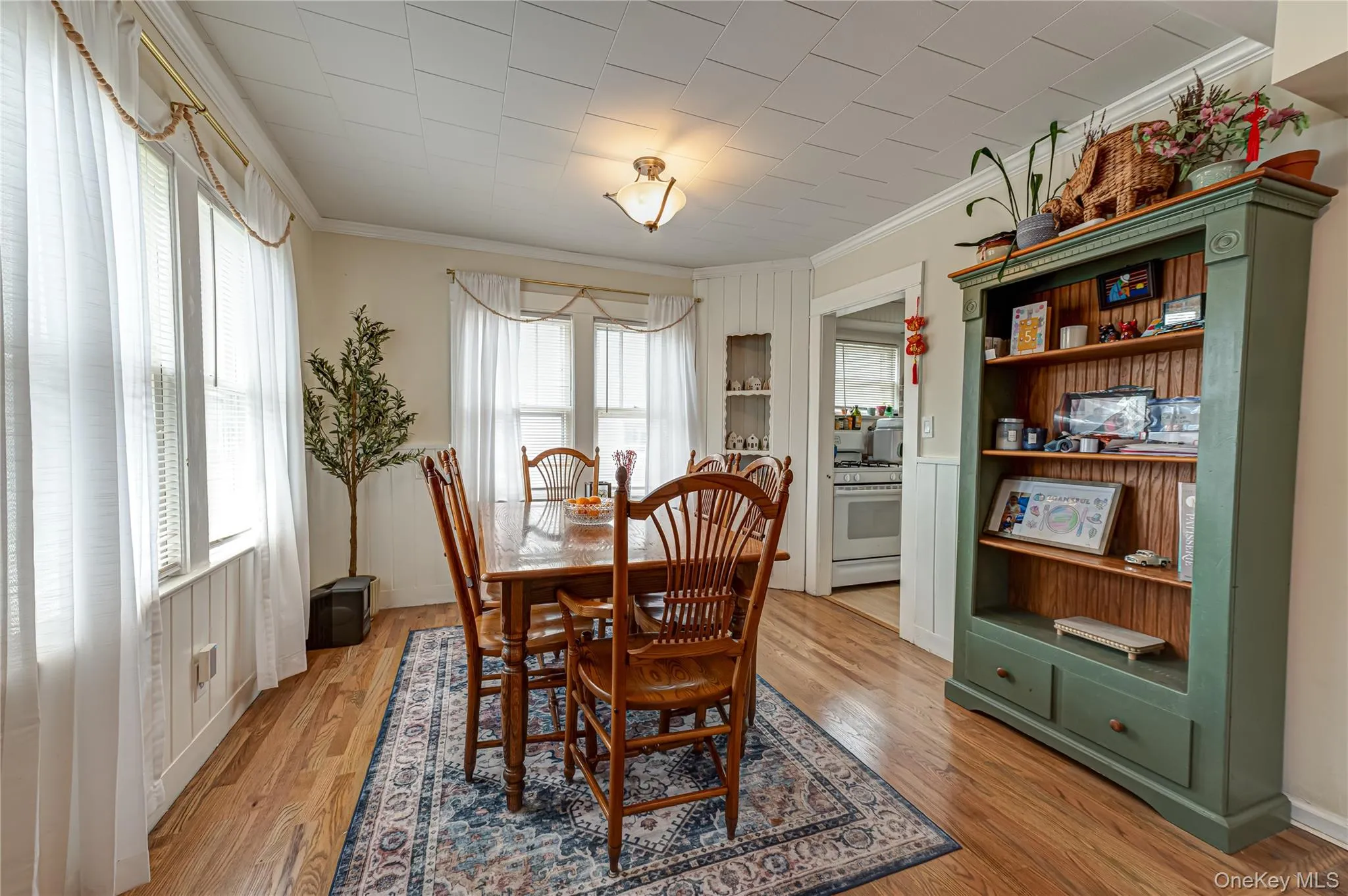21 Bay 3rd Street, Islip, NY, 2 Bedrooms Bedrooms, 6 Rooms Rooms,1 BathroomBathrooms,Residential,For Rent,Bay 3rd,0,1023939 21 Bay 3rd Street, Islip, NY, 2 Bedrooms Bedrooms, 6 Rooms Rooms,1 BathroomBathrooms,Residential,For Rent,Bay 3rd,0,1023939