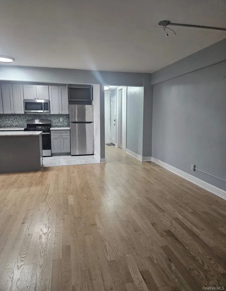 65-35 Yellowstone Boulevard, New York, NY, 1 Bedroom Bedrooms, 4 Rooms Rooms,1 BathroomBathrooms,Residential Lease,For Rent,Yellowstone,0,1023944 65-35 Yellowstone Boulevard, New York, NY, 1 Bedroom Bedrooms, 4 Rooms Rooms,1 BathroomBathrooms,Residential Lease,For Rent,Yellowstone,0,1023944