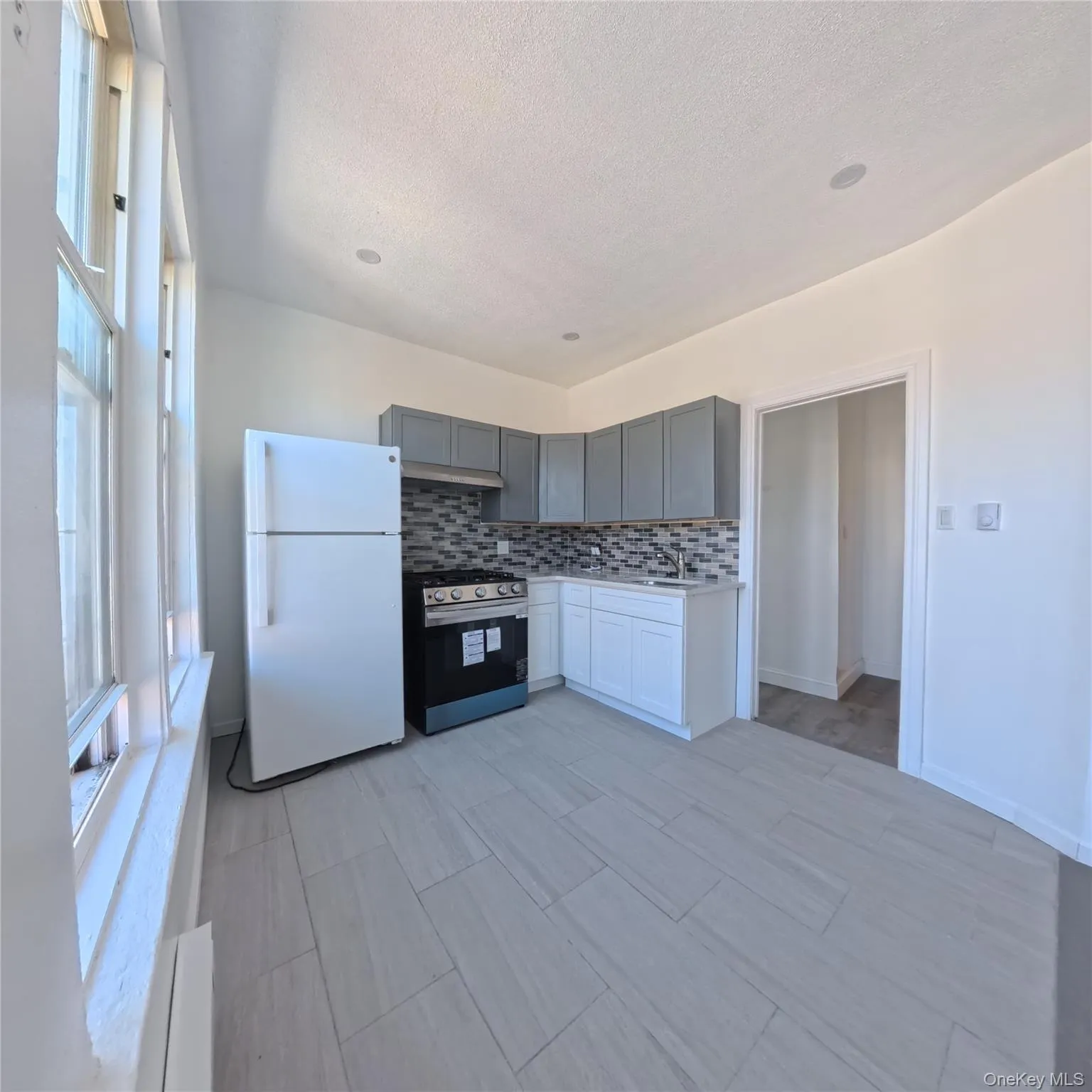 858 230th Street, New York, NY, 2 Bedrooms Bedrooms, 4 Rooms Rooms,1 BathroomBathrooms,Residential Lease,For Rent,230th,0,1023946 858 230th Street, New York, NY, 2 Bedrooms Bedrooms, 4 Rooms Rooms,1 BathroomBathrooms,Residential Lease,For Rent,230th,0,1023946