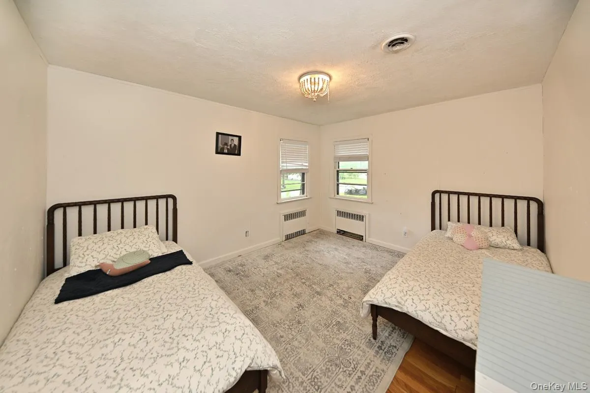 43 Sutin Place, Ramapo, NY, 4 Bedrooms Bedrooms, 9 Rooms Rooms,2 BathroomsBathrooms,Residential,For Rent,Sutin,0,1023949 43 Sutin Place, Ramapo, NY, 4 Bedrooms Bedrooms, 9 Rooms Rooms,2 BathroomsBathrooms,Residential,For Rent,Sutin,0,1023949