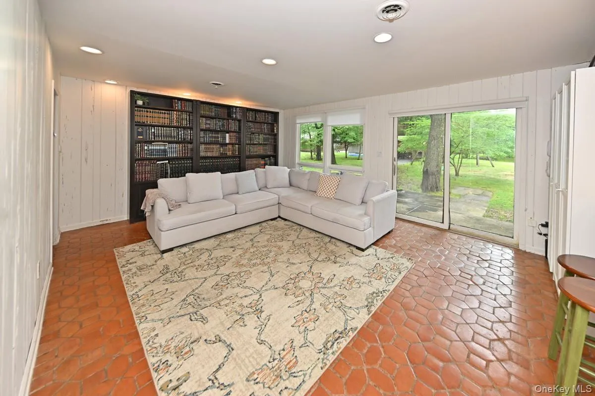 43 Sutin Place, Ramapo, NY, 4 Bedrooms Bedrooms, 9 Rooms Rooms,2 BathroomsBathrooms,Residential,For Rent,Sutin,0,1023949 43 Sutin Place, Ramapo, NY, 4 Bedrooms Bedrooms, 9 Rooms Rooms,2 BathroomsBathrooms,Residential,For Rent,Sutin,0,1023949