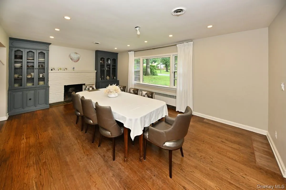 43 Sutin Place, Ramapo, NY, 4 Bedrooms Bedrooms, 9 Rooms Rooms,2 BathroomsBathrooms,Residential,For Rent,Sutin,0,1023949 43 Sutin Place, Ramapo, NY, 4 Bedrooms Bedrooms, 9 Rooms Rooms,2 BathroomsBathrooms,Residential,For Rent,Sutin,0,1023949