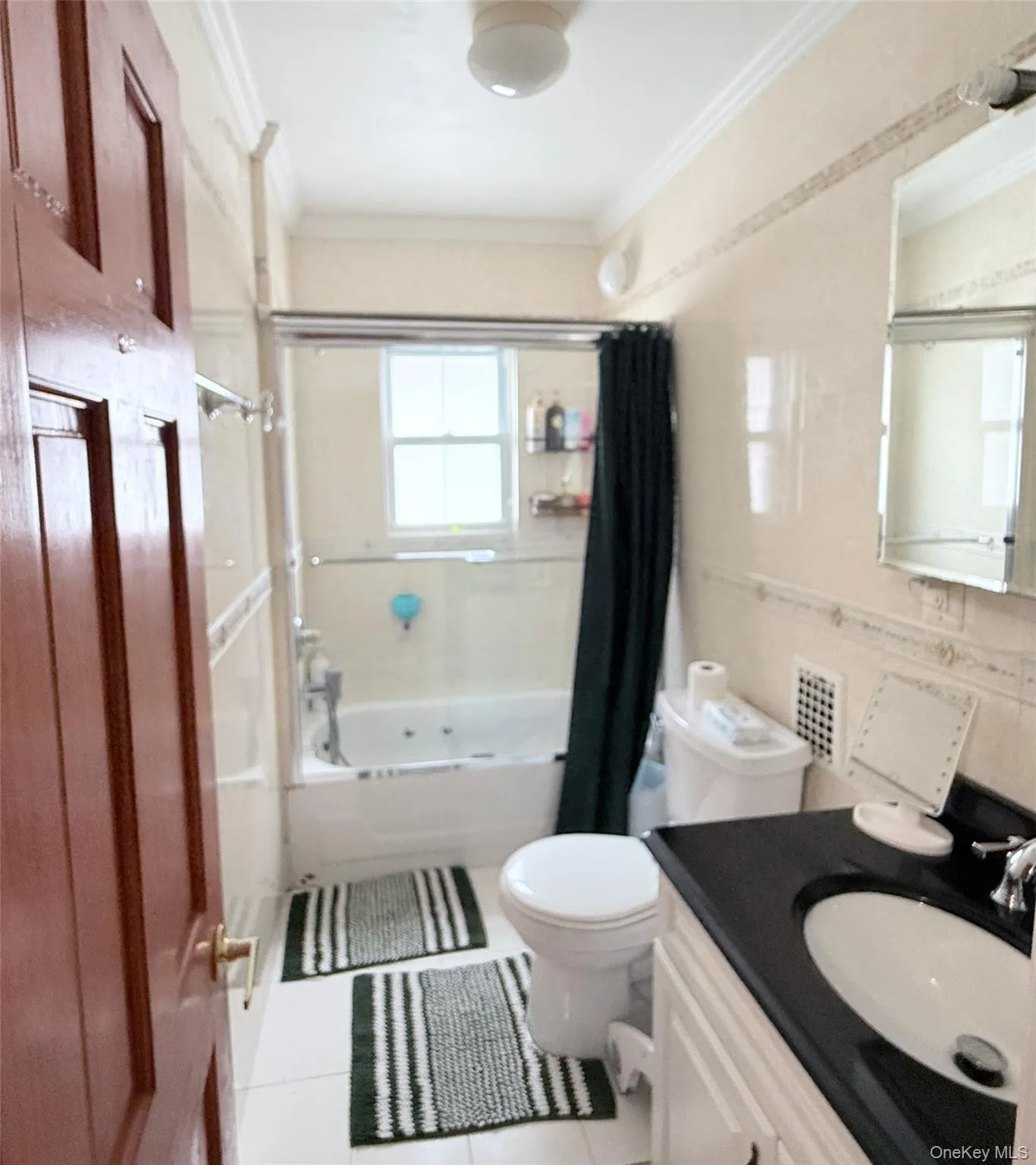 9230 212th Place, New York, NY, 3 Bedrooms Bedrooms, 7 Rooms Rooms,2 BathroomsBathrooms,Residential,For Rent,212th,0,1023957 9230 212th Place, New York, NY, 3 Bedrooms Bedrooms, 7 Rooms Rooms,2 BathroomsBathrooms,Residential,For Rent,212th,0,1023957