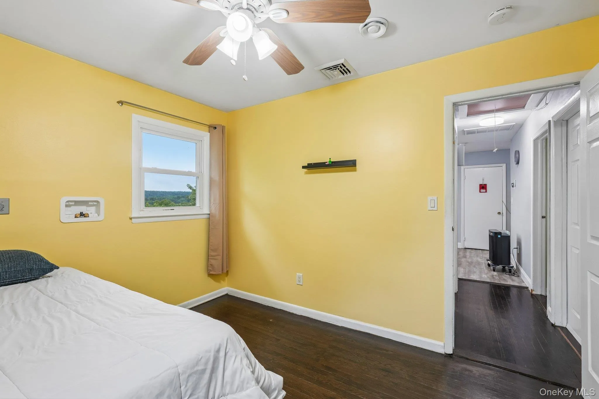 849 Warren Avenue, Mount Pleasant, NY, 3 Bedrooms Bedrooms, 5 Rooms Rooms,1 BathroomBathrooms,Residential,For Rent,Warren,0,1023960 849 Warren Avenue, Mount Pleasant, NY, 3 Bedrooms Bedrooms, 5 Rooms Rooms,1 BathroomBathrooms,Residential,For Rent,Warren,0,1023960