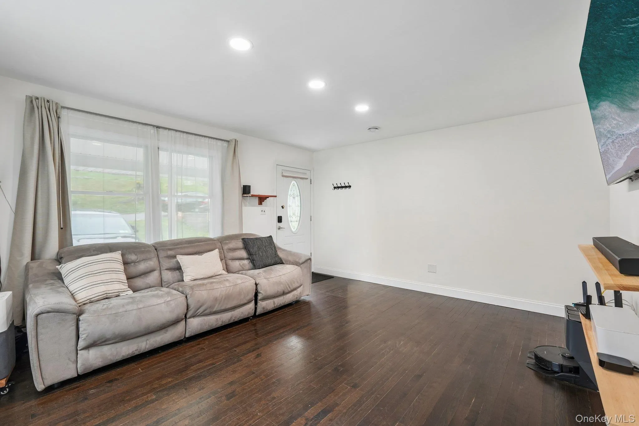 849 Warren Avenue, Mount Pleasant, NY, 3 Bedrooms Bedrooms, 5 Rooms Rooms,1 BathroomBathrooms,Residential,For Rent,Warren,0,1023960 849 Warren Avenue, Mount Pleasant, NY, 3 Bedrooms Bedrooms, 5 Rooms Rooms,1 BathroomBathrooms,Residential,For Rent,Warren,0,1023960