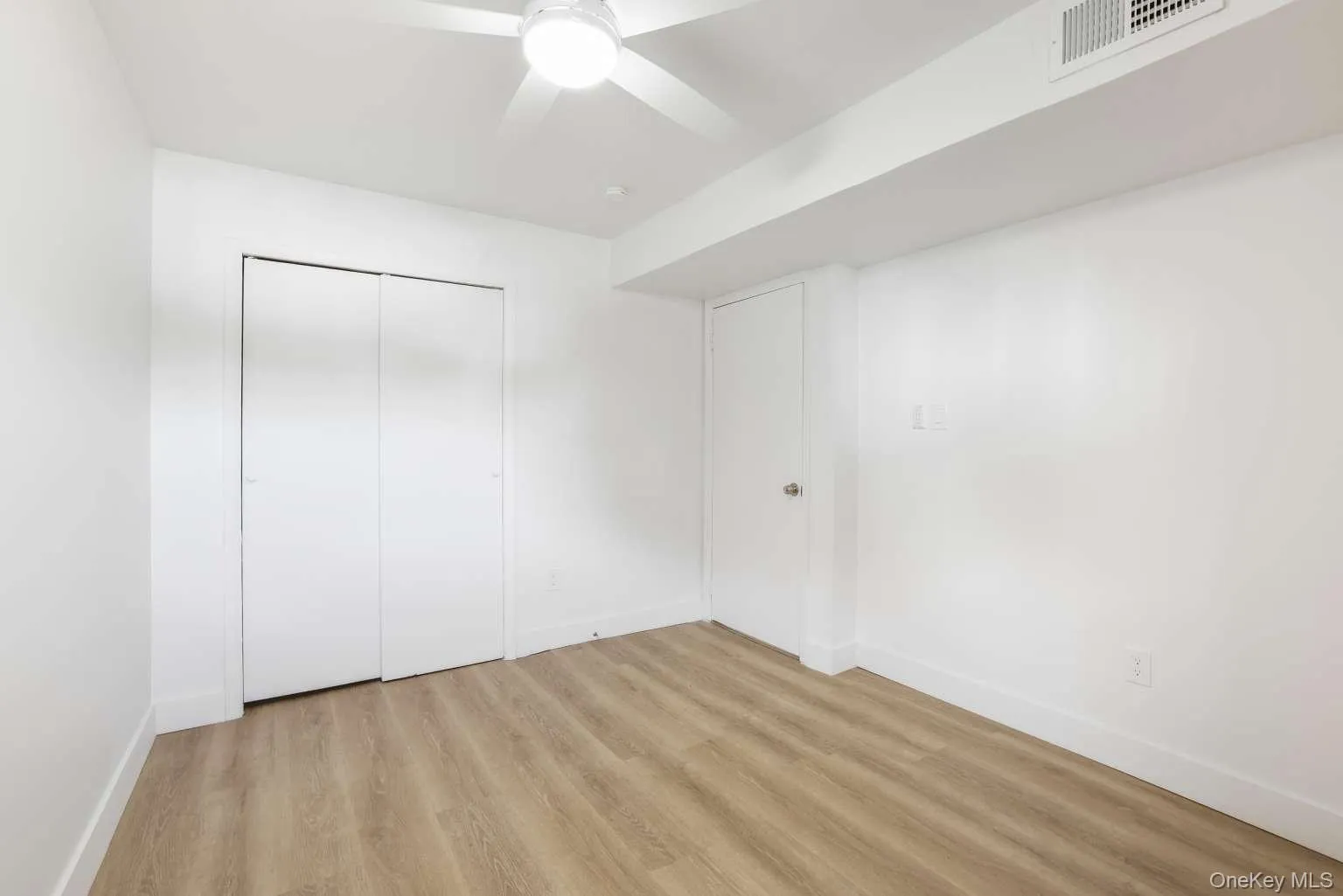 137-16 167th Street, New York, NY, 3 Bedrooms Bedrooms, 6 Rooms Rooms,1 BathroomBathrooms,Residential,For Rent,167th,0,1023965 137-16 167th Street, New York, NY, 3 Bedrooms Bedrooms, 6 Rooms Rooms,1 BathroomBathrooms,Residential,For Rent,167th,0,1023965