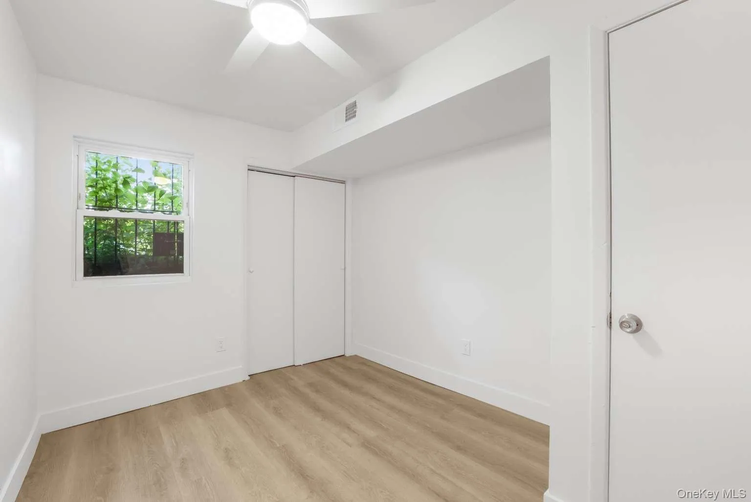 137-16 167th Street, New York, NY, 3 Bedrooms Bedrooms, 6 Rooms Rooms,1 BathroomBathrooms,Residential,For Rent,167th,0,1023965 137-16 167th Street, New York, NY, 3 Bedrooms Bedrooms, 6 Rooms Rooms,1 BathroomBathrooms,Residential,For Rent,167th,0,1023965