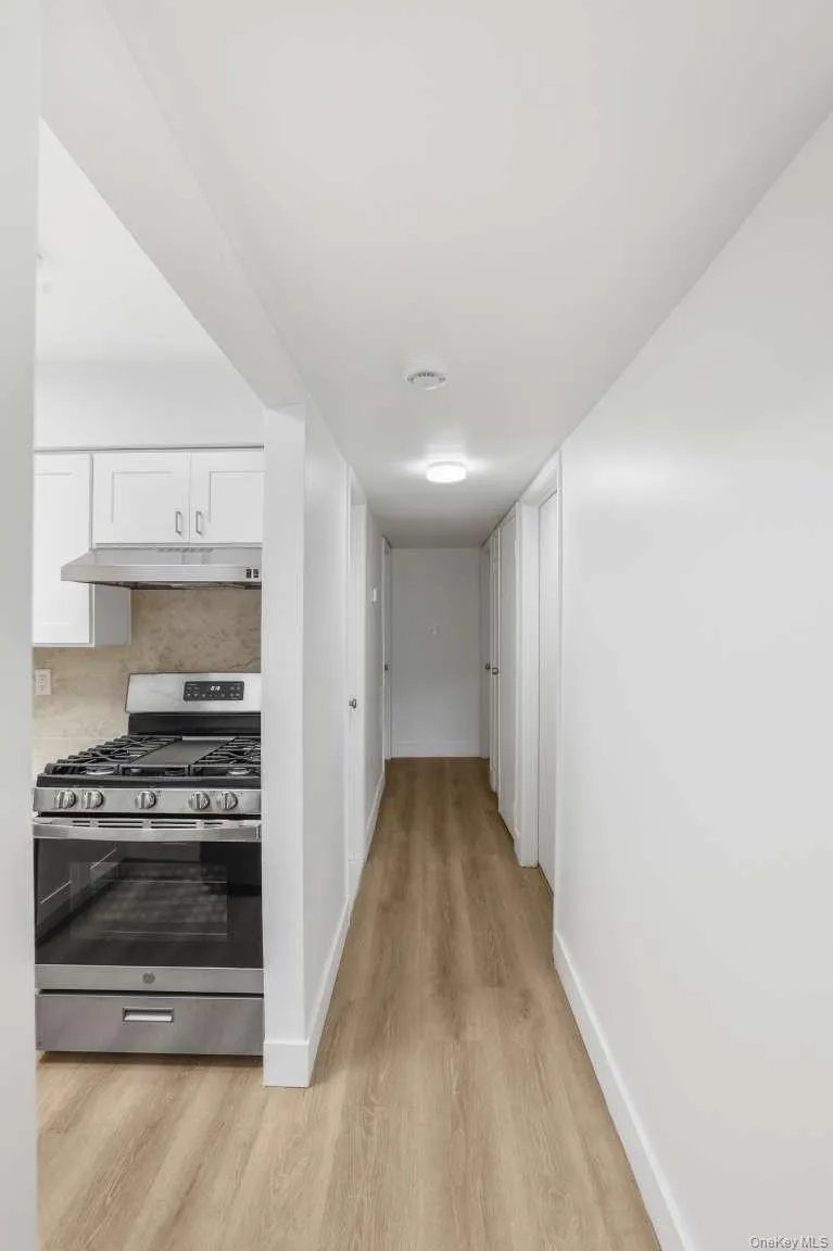 137-16 167th Street, New York, NY, 3 Bedrooms Bedrooms, 6 Rooms Rooms,1 BathroomBathrooms,Residential,For Rent,167th,0,1023965 137-16 167th Street, New York, NY, 3 Bedrooms Bedrooms, 6 Rooms Rooms,1 BathroomBathrooms,Residential,For Rent,167th,0,1023965