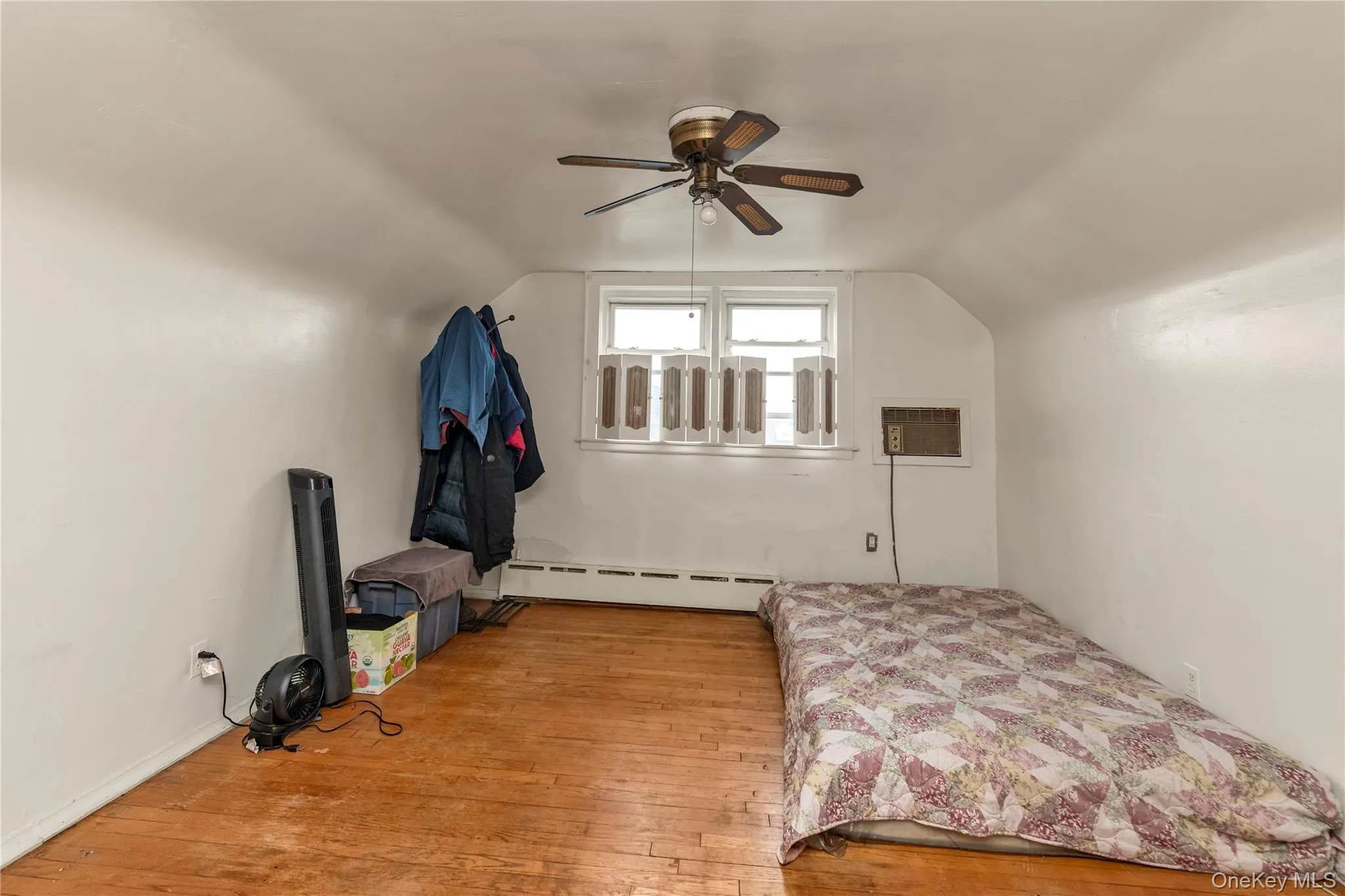 1639 Empire Street, Hempstead, NY, 3 Bedrooms Bedrooms, 8 Rooms Rooms,2 BathroomsBathrooms,Residential,For Rent,Empire,0,1023970 1639 Empire Street, Hempstead, NY, 3 Bedrooms Bedrooms, 8 Rooms Rooms,2 BathroomsBathrooms,Residential,For Rent,Empire,0,1023970