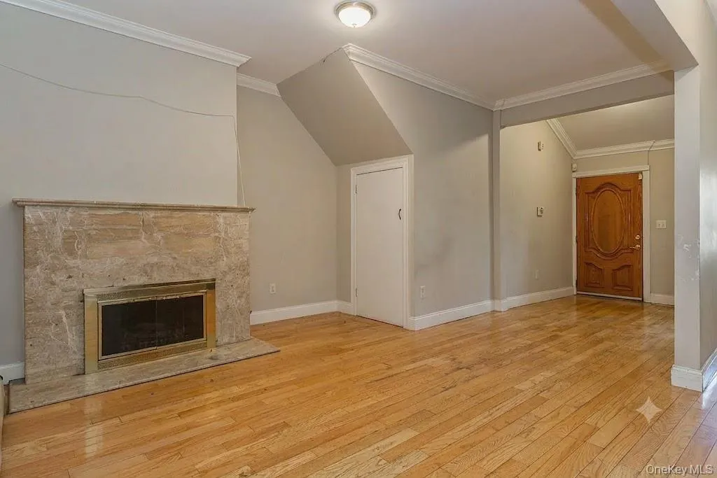 152-14 84th Drive, New York, NY, 5 Bedrooms Bedrooms, 8 Rooms Rooms,2 BathroomsBathrooms,Residential Lease,For Rent,84th,0,1023973 152-14 84th Drive, New York, NY, 5 Bedrooms Bedrooms, 8 Rooms Rooms,2 BathroomsBathrooms,Residential Lease,For Rent,84th,0,1023973