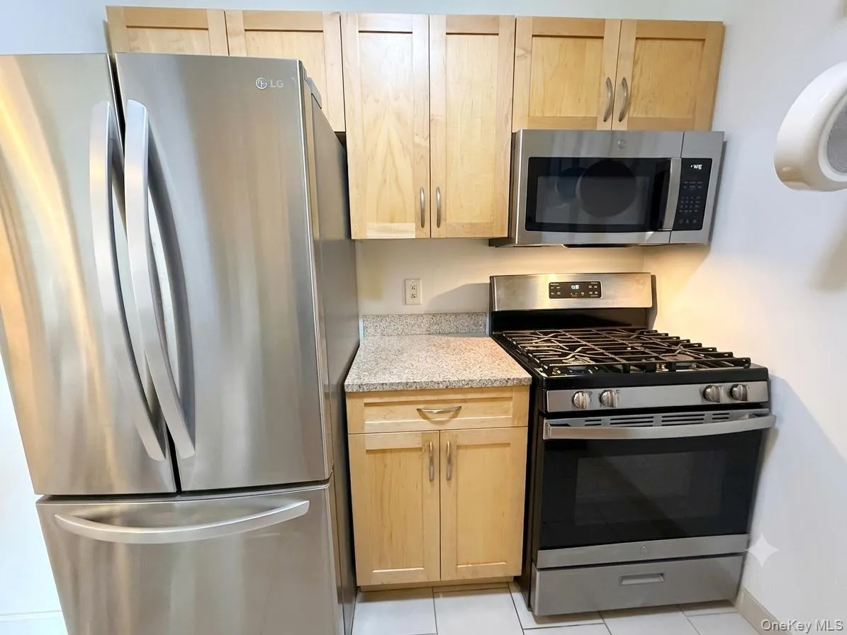 250 E 30 Street, New York, NY, 2 Bedrooms Bedrooms, 6 Rooms Rooms,2 BathroomsBathrooms,Residential,For Rent,E 30,0,1023978 250 E 30 Street, New York, NY, 2 Bedrooms Bedrooms, 6 Rooms Rooms,2 BathroomsBathrooms,Residential,For Rent,E 30,0,1023978