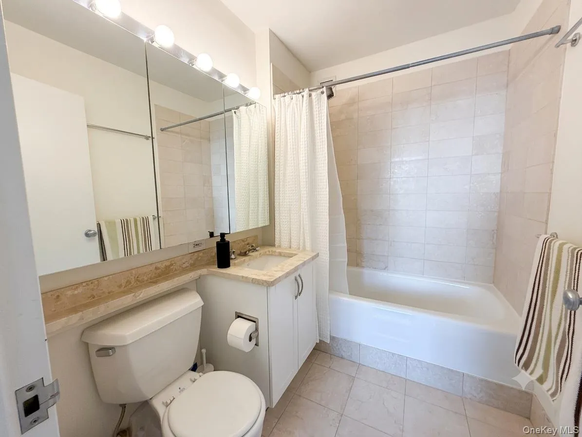 250 E 30 Street, New York, NY, 2 Bedrooms Bedrooms, 6 Rooms Rooms,2 BathroomsBathrooms,Residential,For Rent,E 30,0,1023978 250 E 30 Street, New York, NY, 2 Bedrooms Bedrooms, 6 Rooms Rooms,2 BathroomsBathrooms,Residential,For Rent,E 30,0,1023978