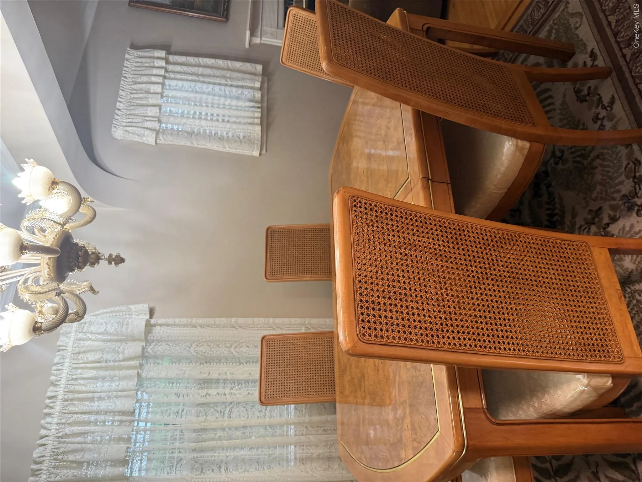19 Aberdeen Road, North Hempstead, NY, 4 Bedrooms Bedrooms, 7 Rooms Rooms,2 BathroomsBathrooms,Residential Lease,For Rent,Aberdeen,0,1023982 19 Aberdeen Road, North Hempstead, NY, 4 Bedrooms Bedrooms, 7 Rooms Rooms,2 BathroomsBathrooms,Residential Lease,For Rent,Aberdeen,0,1023982