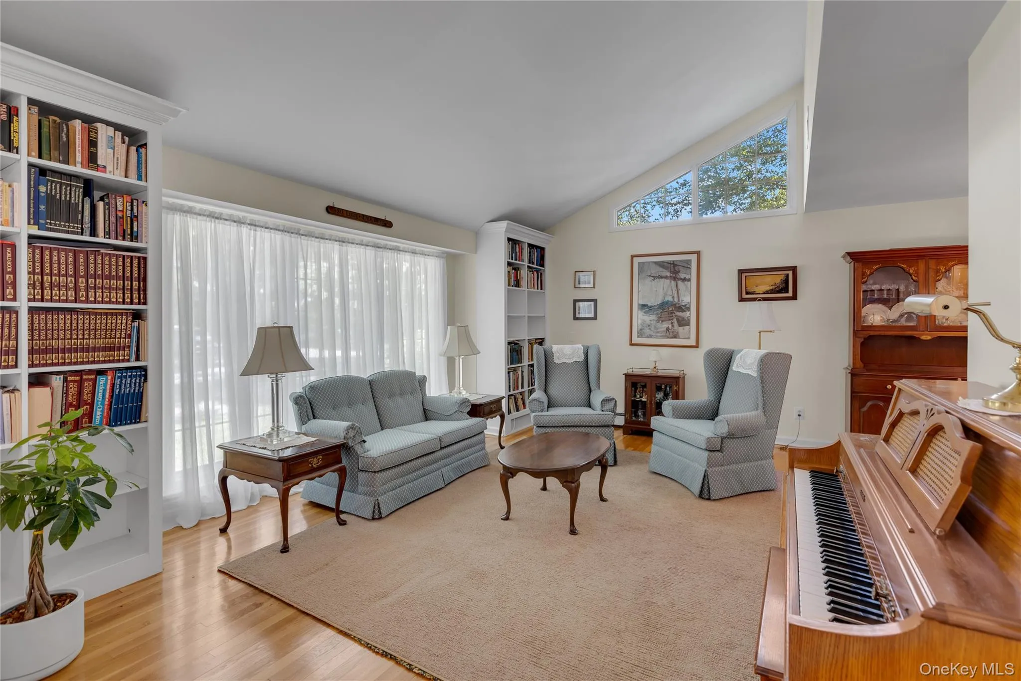 6 Primrose Lane, Huntington, NY, 3 Bedrooms Bedrooms, 8 Rooms Rooms,3 BathroomsBathrooms,Residential,For Rent,Primrose,0,1023983 6 Primrose Lane, Huntington, NY, 3 Bedrooms Bedrooms, 8 Rooms Rooms,3 BathroomsBathrooms,Residential,For Rent,Primrose,0,1023983