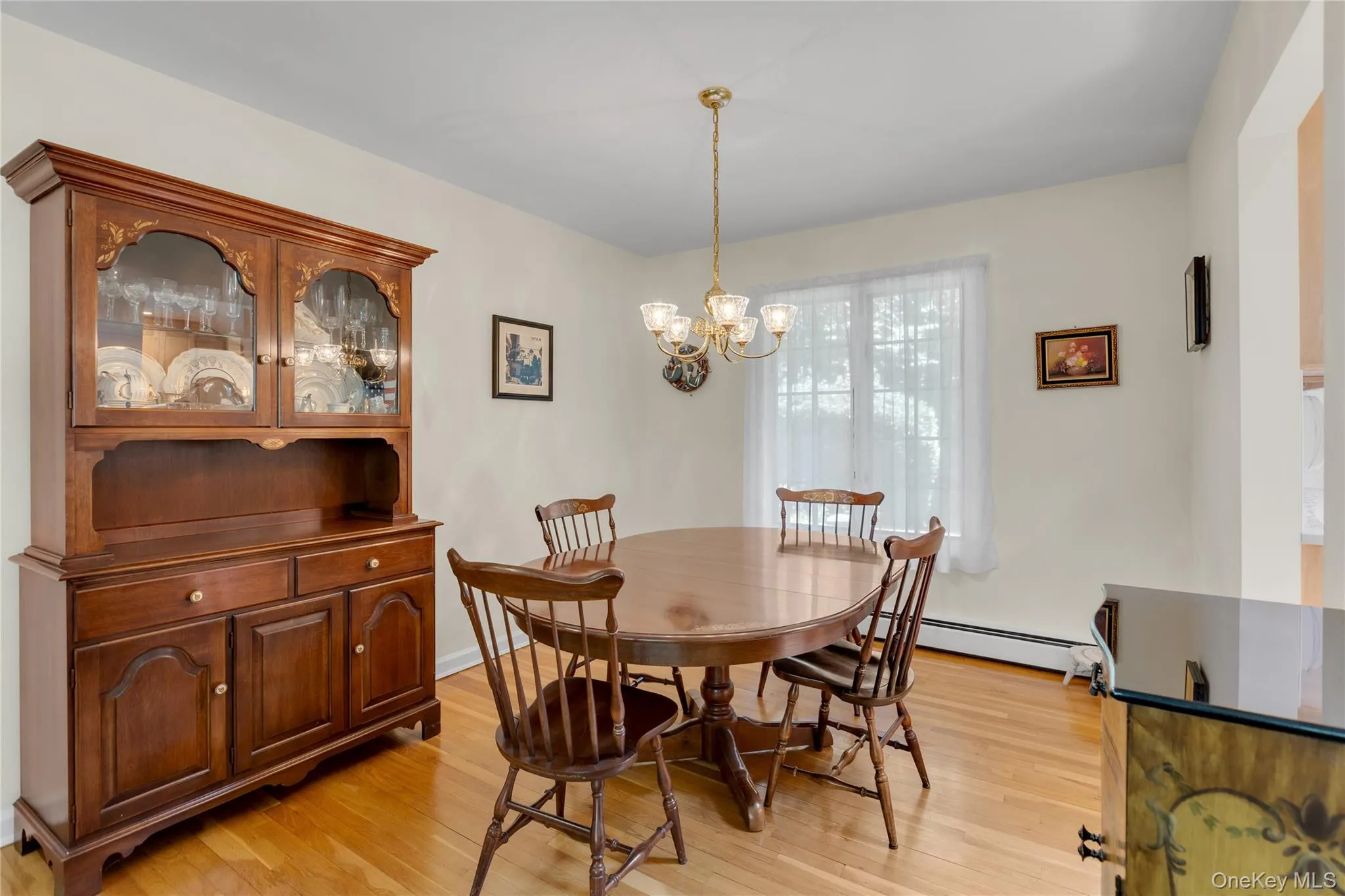 6 Primrose Lane, Huntington, NY, 3 Bedrooms Bedrooms, 8 Rooms Rooms,3 BathroomsBathrooms,Residential,For Rent,Primrose,0,1023983 6 Primrose Lane, Huntington, NY, 3 Bedrooms Bedrooms, 8 Rooms Rooms,3 BathroomsBathrooms,Residential,For Rent,Primrose,0,1023983
