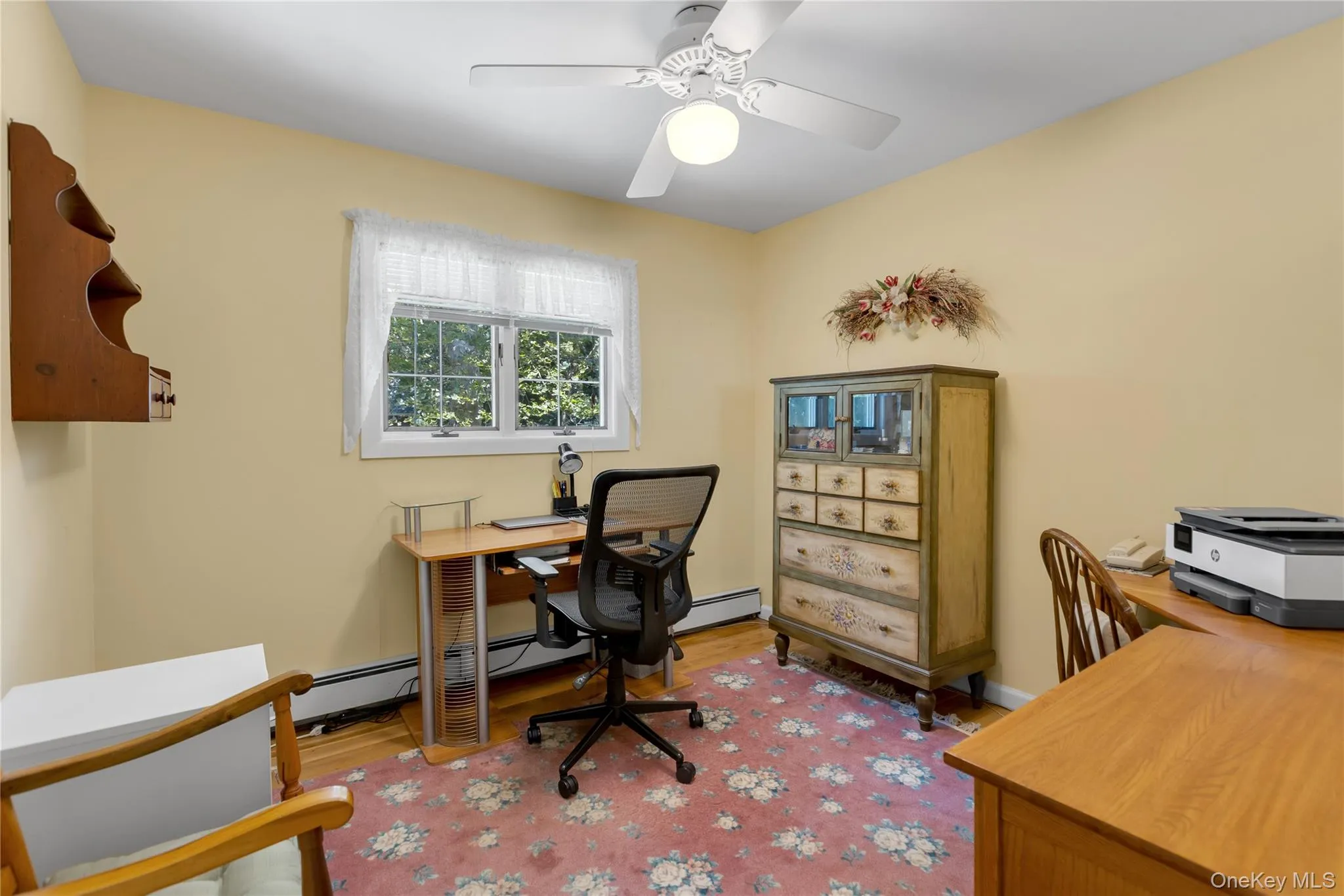 6 Primrose Lane, Huntington, NY, 3 Bedrooms Bedrooms, 8 Rooms Rooms,3 BathroomsBathrooms,Residential,For Rent,Primrose,0,1023983 6 Primrose Lane, Huntington, NY, 3 Bedrooms Bedrooms, 8 Rooms Rooms,3 BathroomsBathrooms,Residential,For Rent,Primrose,0,1023983
