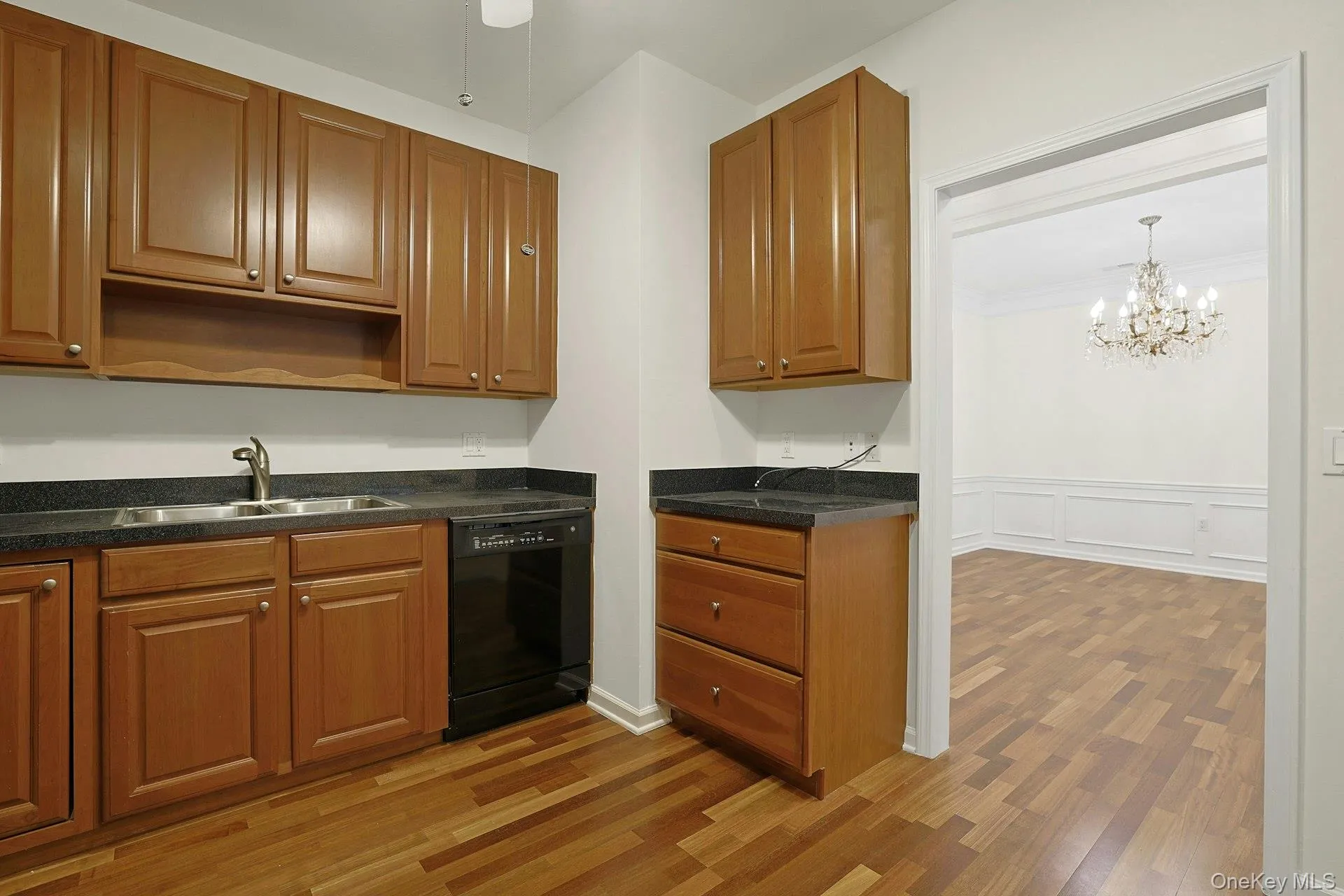32 De Baun Avenue, Ramapo, NY, 2 Bedrooms Bedrooms, 6 Rooms Rooms,2 BathroomsBathrooms,Residential,For Rent,De Baun,0,1023984 32 De Baun Avenue, Ramapo, NY, 2 Bedrooms Bedrooms, 6 Rooms Rooms,2 BathroomsBathrooms,Residential,For Rent,De Baun,0,1023984