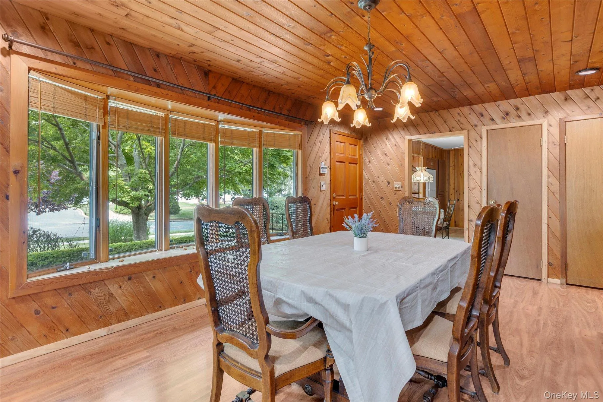 27 Fisher Road, Huntington, NY, 3 Bedrooms Bedrooms, 8 Rooms Rooms,2 BathroomsBathrooms,Residential,For Rent,Fisher,0,1023987 27 Fisher Road, Huntington, NY, 3 Bedrooms Bedrooms, 8 Rooms Rooms,2 BathroomsBathrooms,Residential,For Rent,Fisher,0,1023987